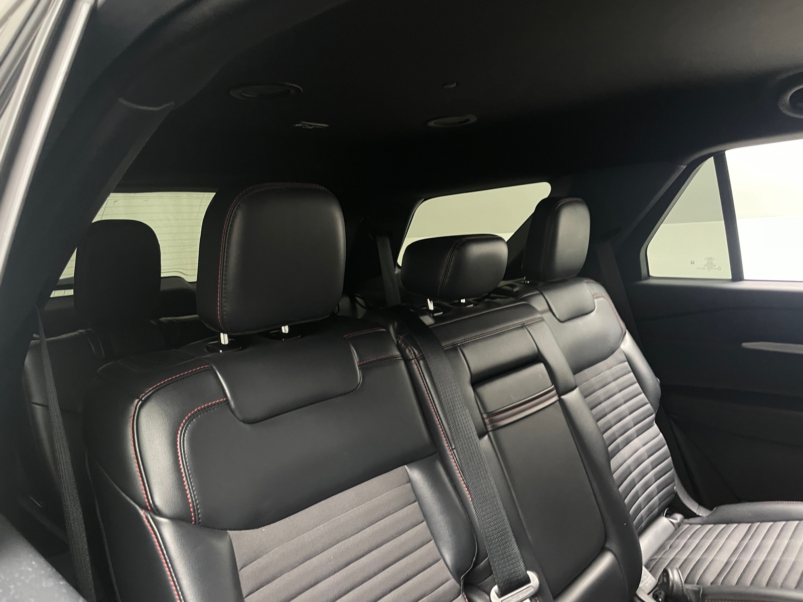 Thumbnail: 2025 Ford Explorer - 5