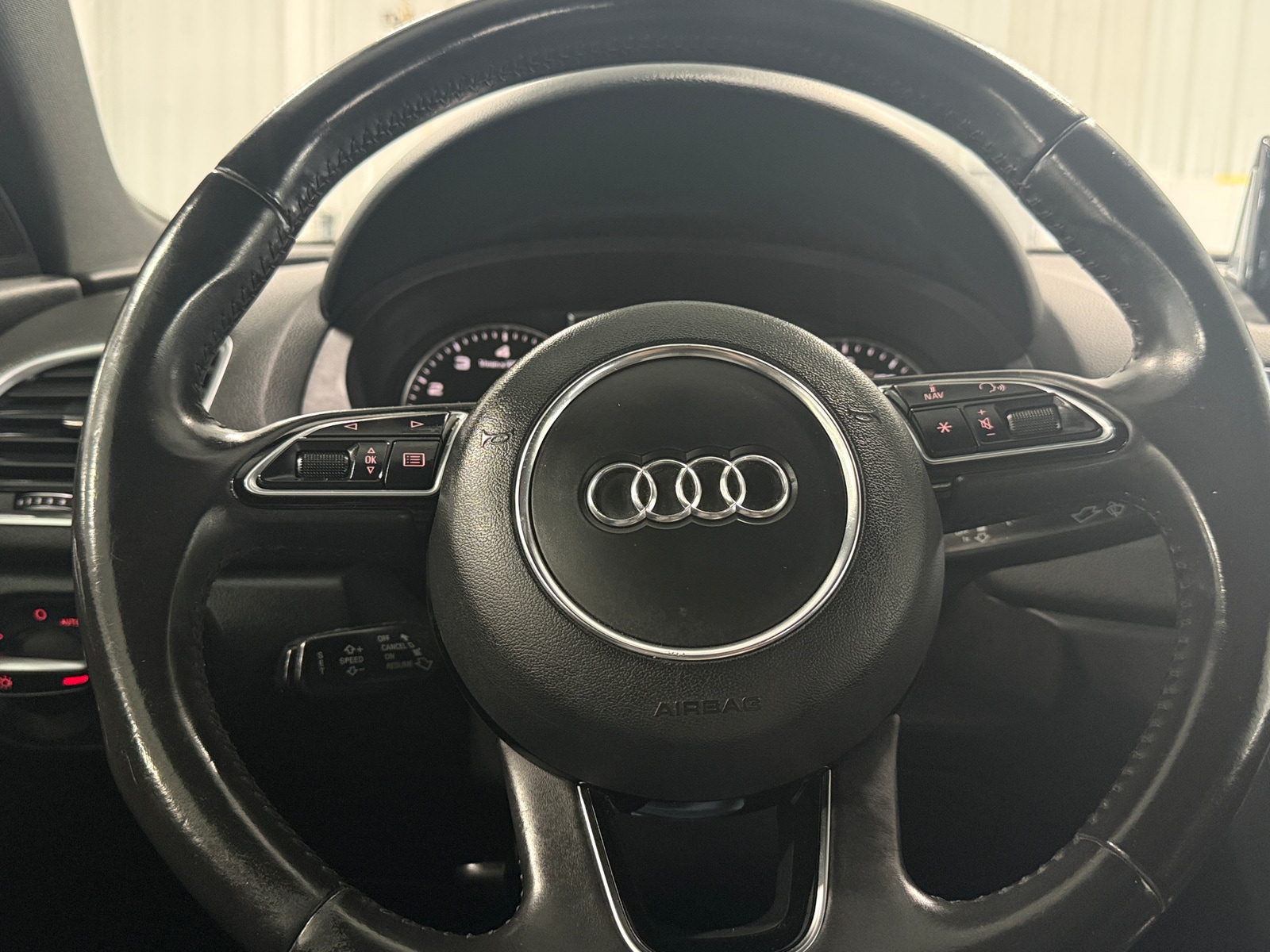 Thumbnail: 2016 Audi Q3 - 4