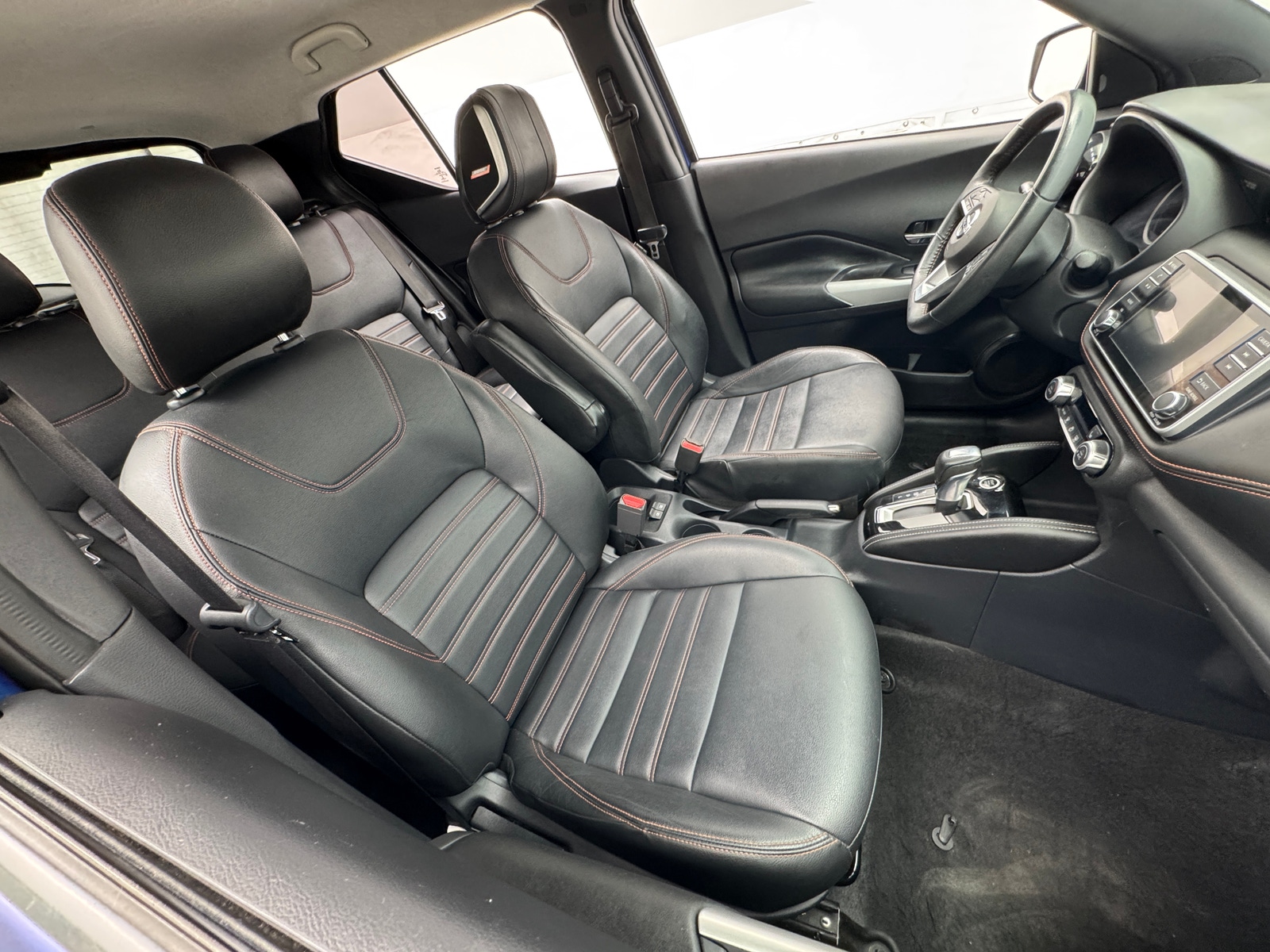 Thumbnail: 2019 Nissan Kicks - 2