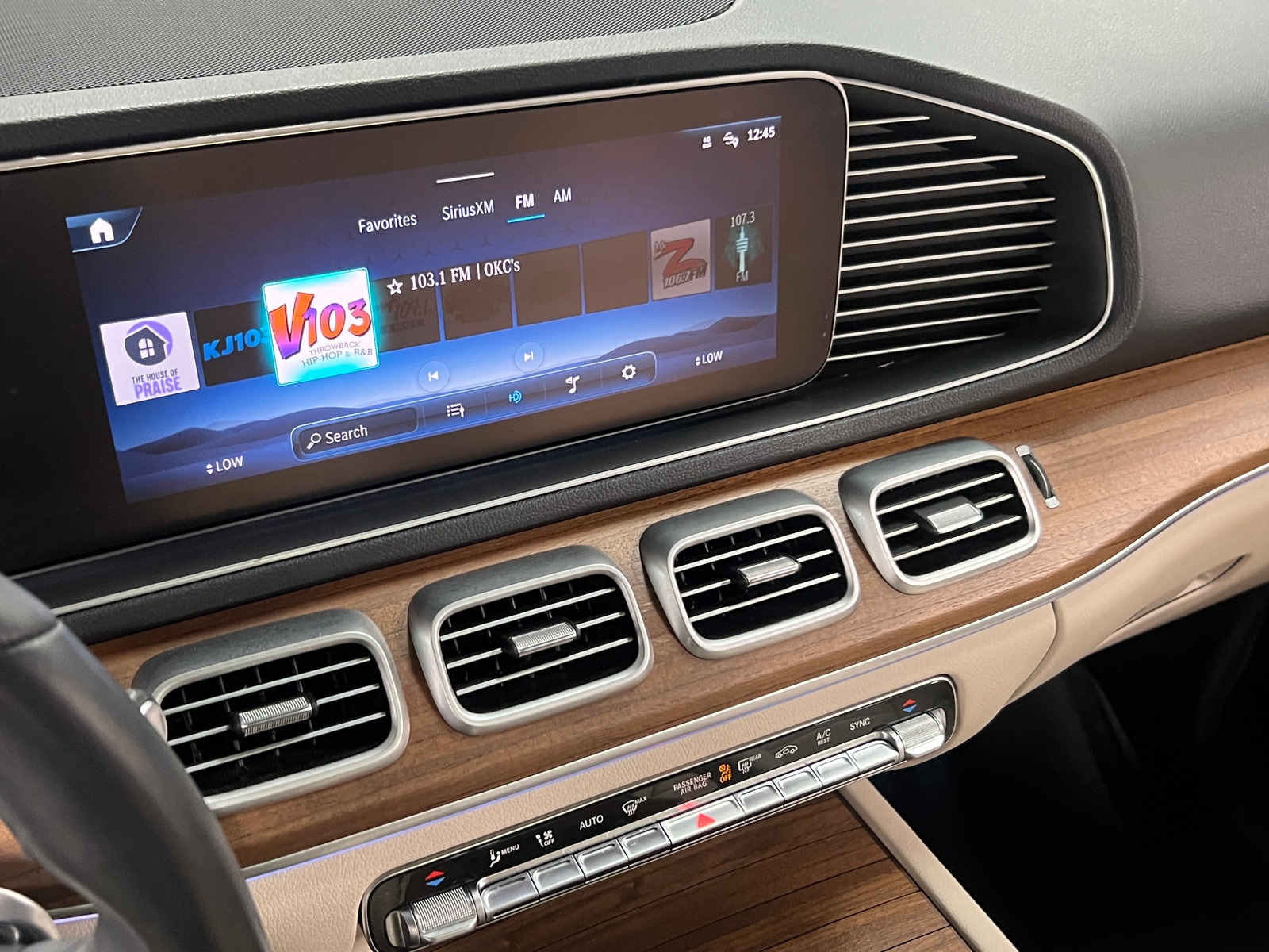 Thumbnail: 2024 Mercedes-Benz GLE - 3