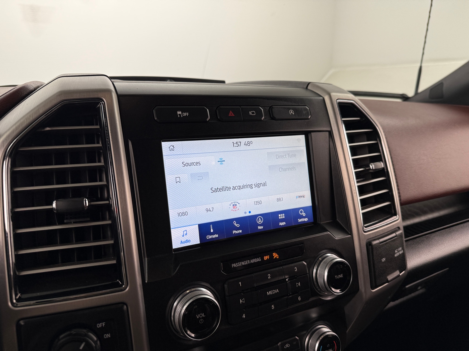 Thumbnail: 2020 Ford Econoline - 3