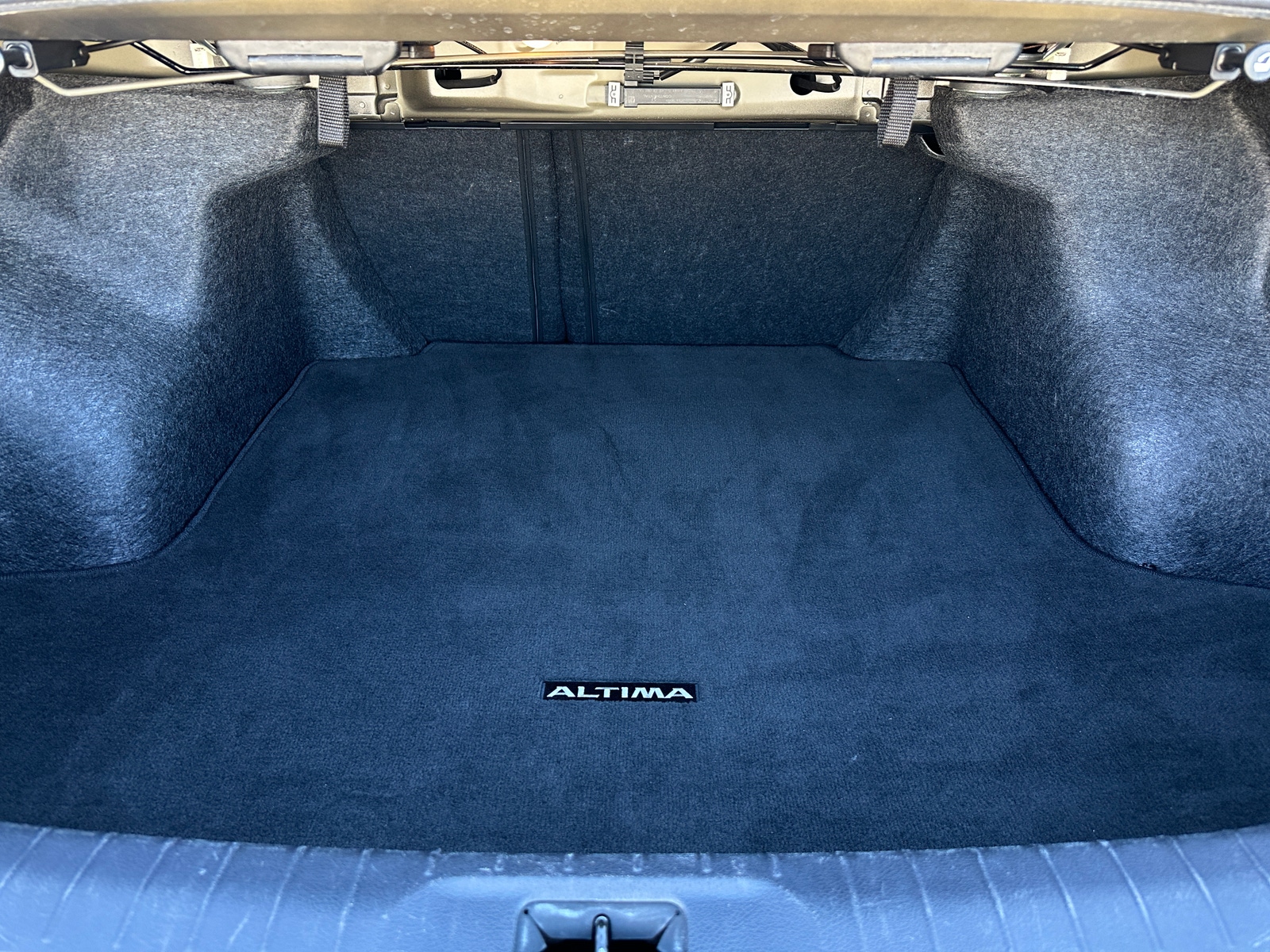 Thumbnail: 2024 Nissan Altima - 7