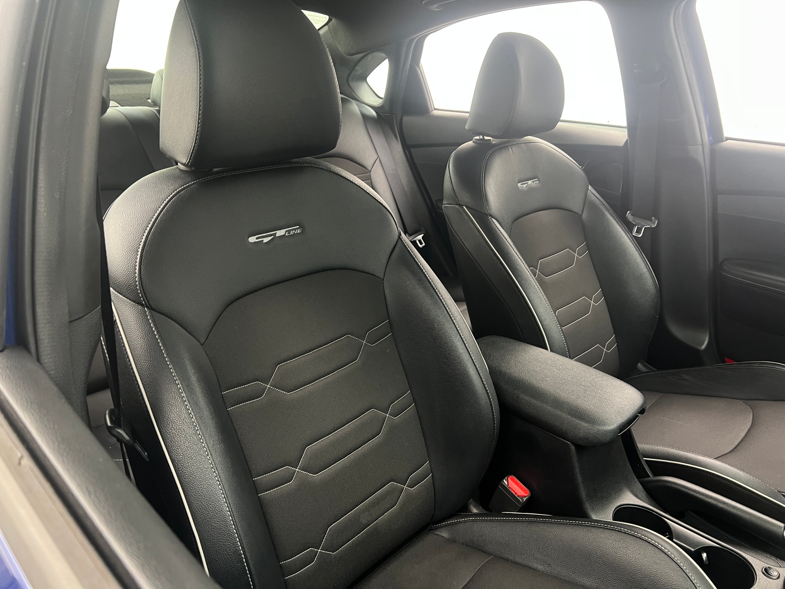 Thumbnail: 2020 Kia Forte - 2