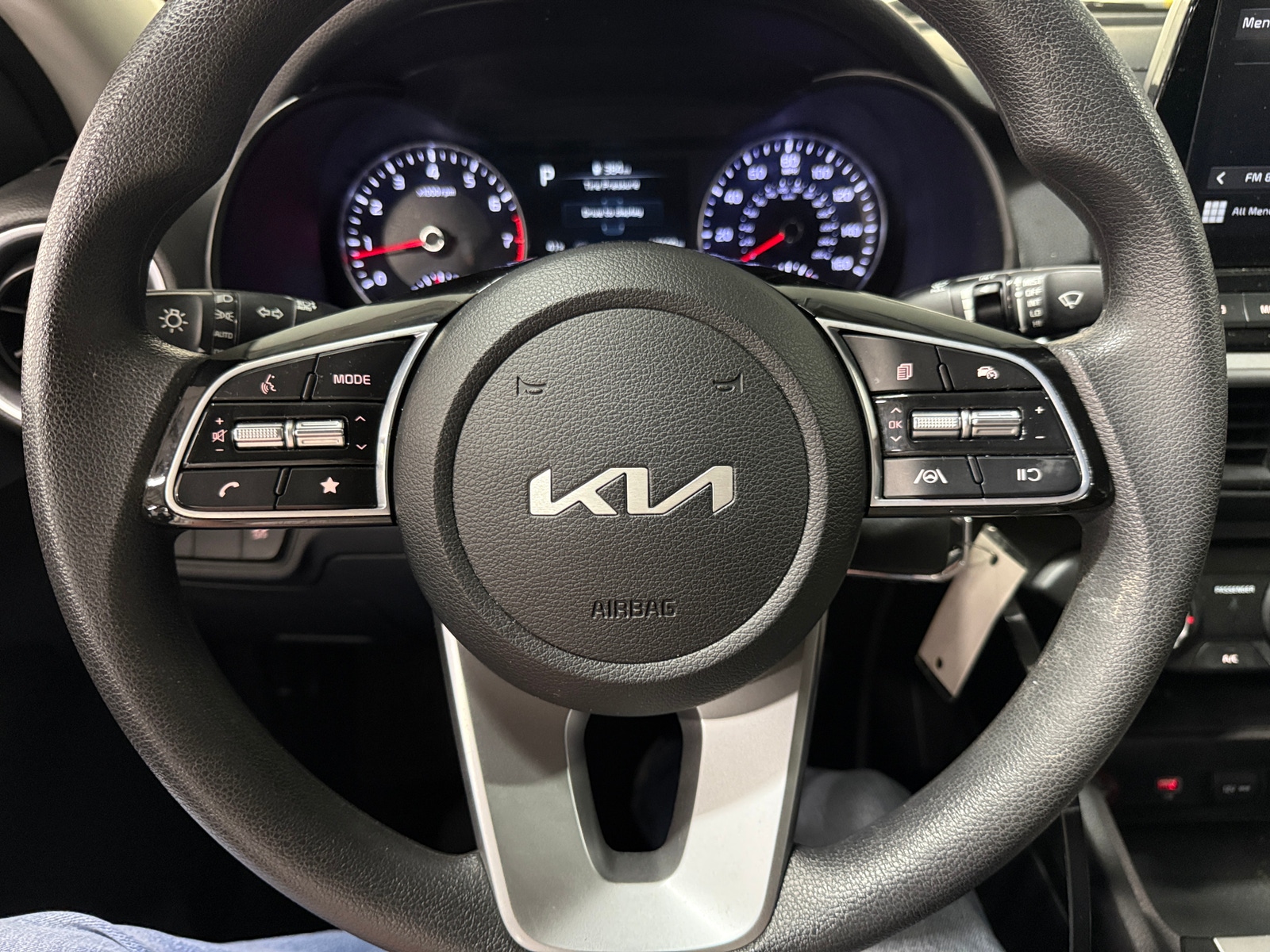 Thumbnail: 2023 Kia Forte - 5