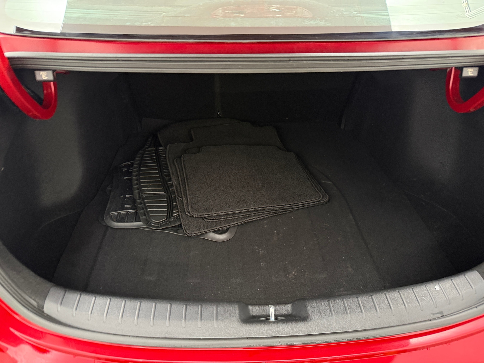 Thumbnail: 2023 Kia Forte - 7