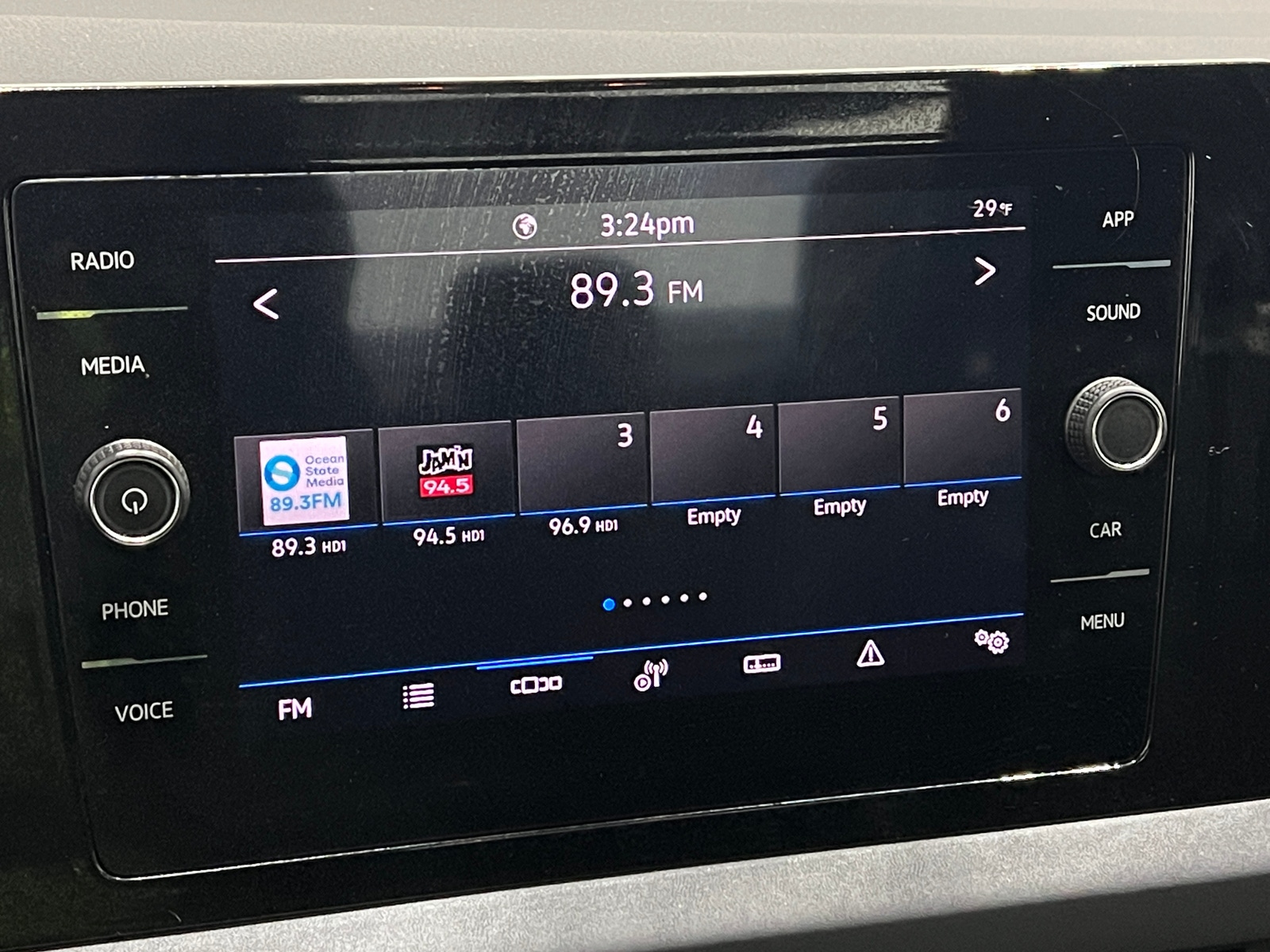 Thumbnail: 2025 Volkswagen Jetta - 3