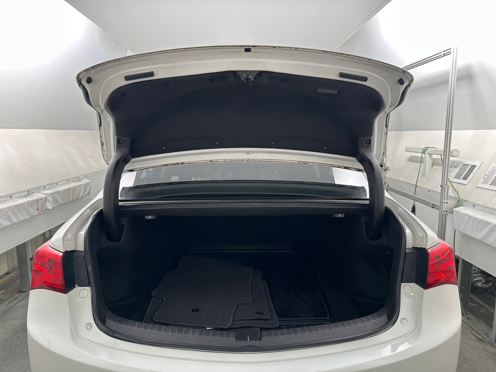 Thumbnail: 2019 Acura TLX - 6