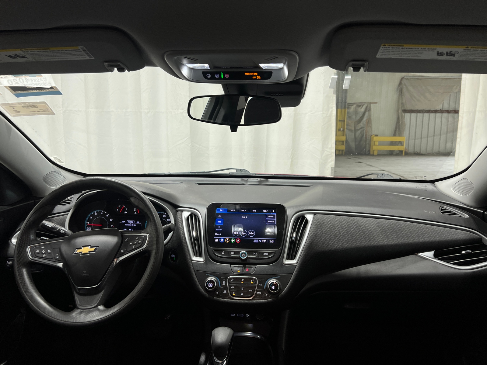 Thumbnail: 2024 Chevrolet Malibu - 3