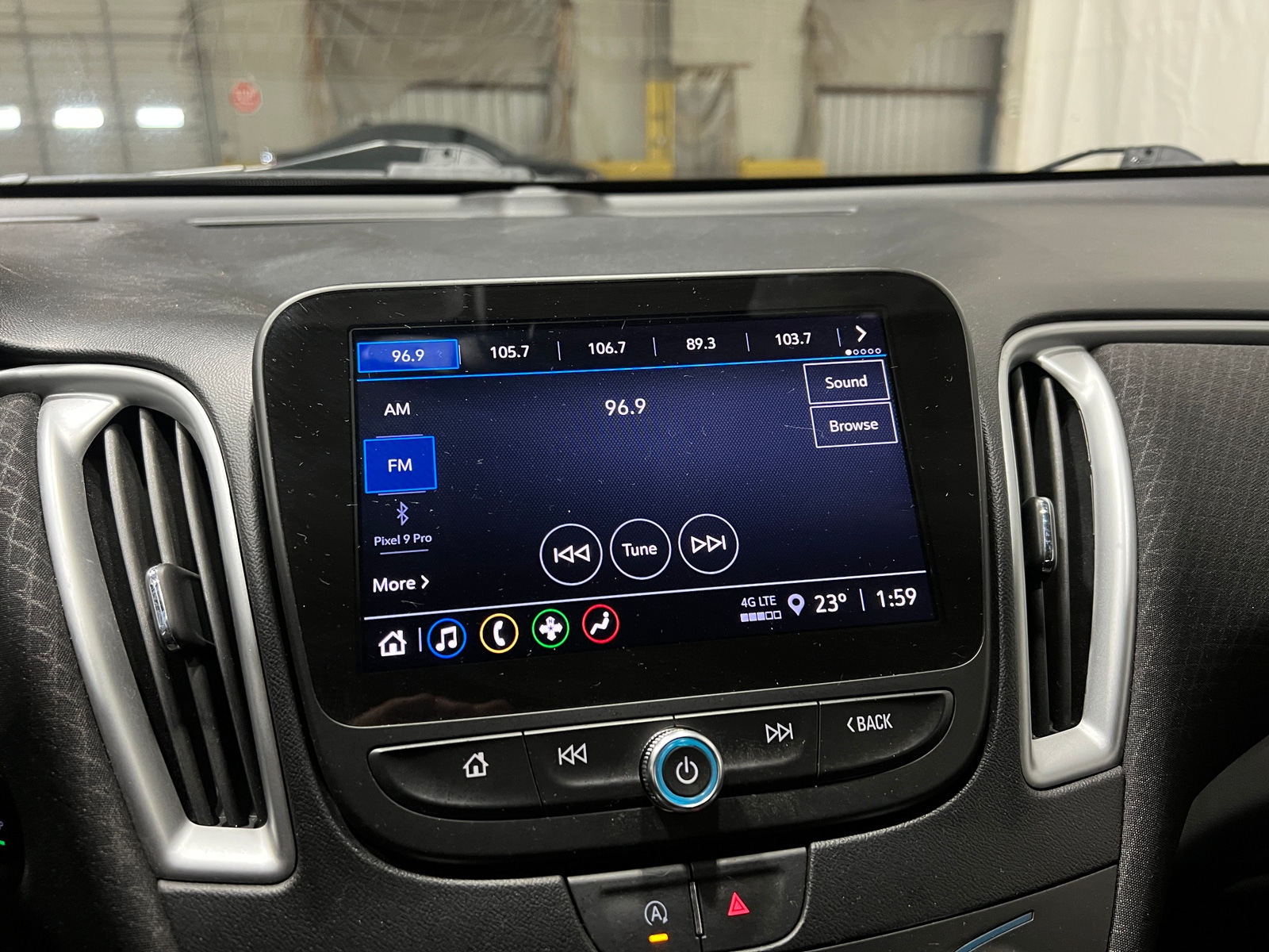 Thumbnail: 2024 Chevrolet Malibu - 4