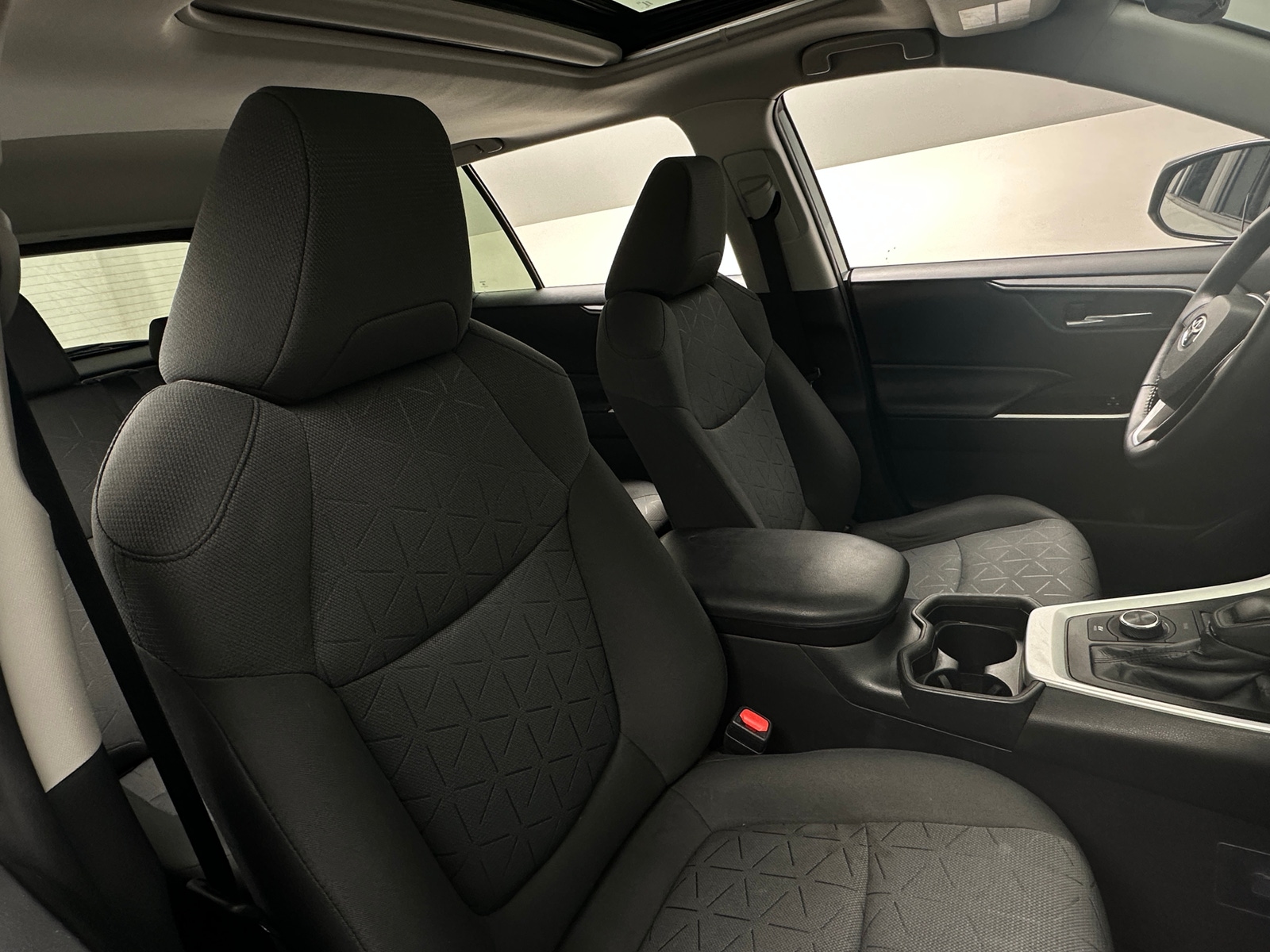 Thumbnail: 2020 Toyota RAV4 - 2