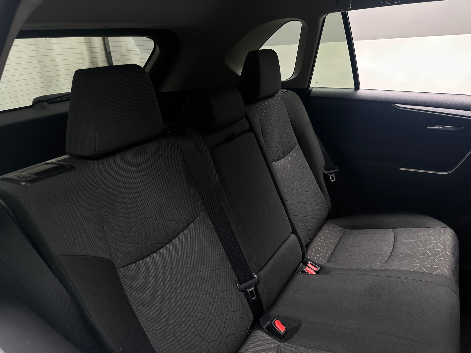 Thumbnail: 2020 Toyota RAV4 - 6