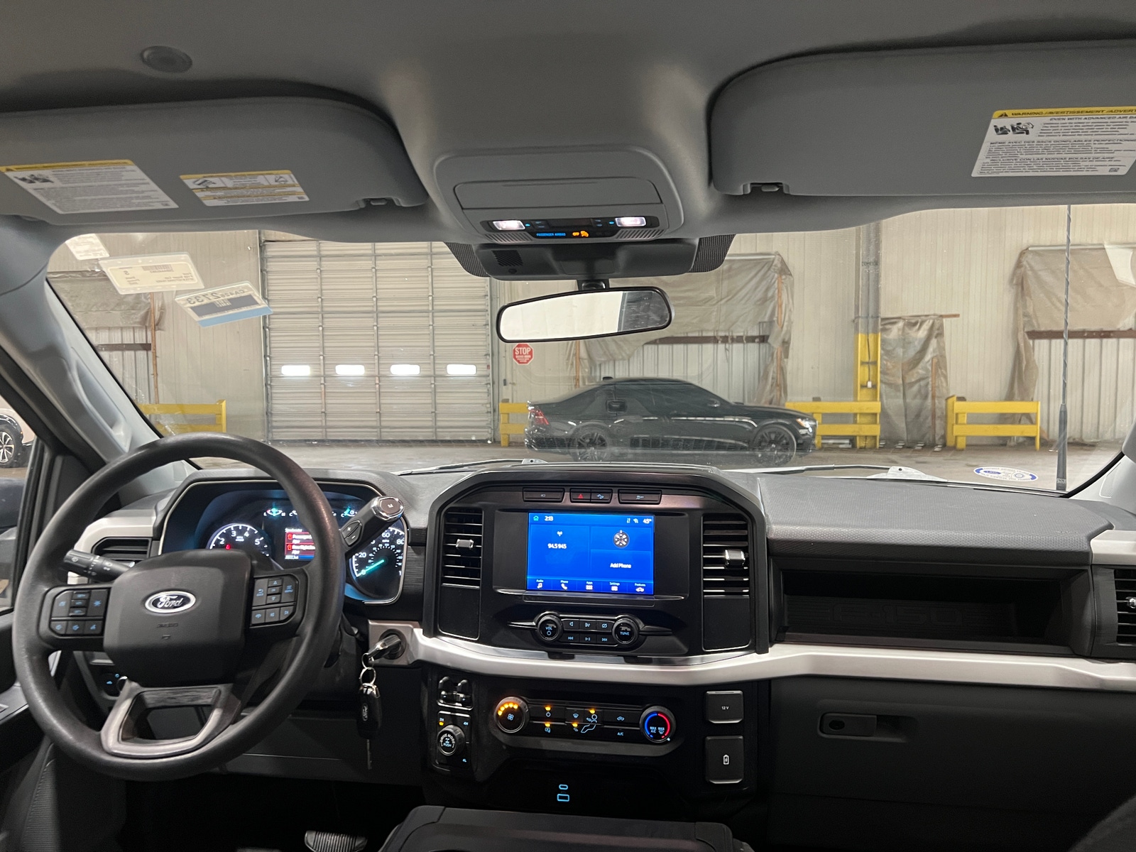 Thumbnail: 2022 Ford Econoline - 3