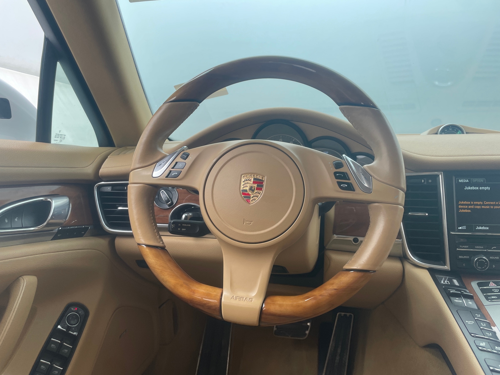 Thumbnail: 2014 Porsche Panamera - 4