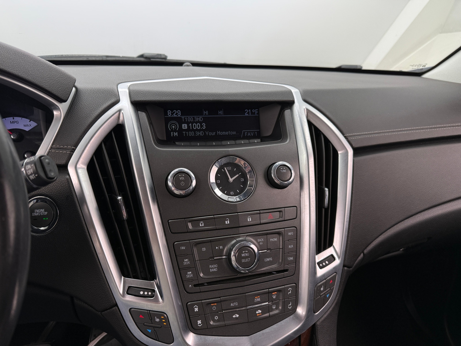 Thumbnail: 2012 Cadillac SRX - 3