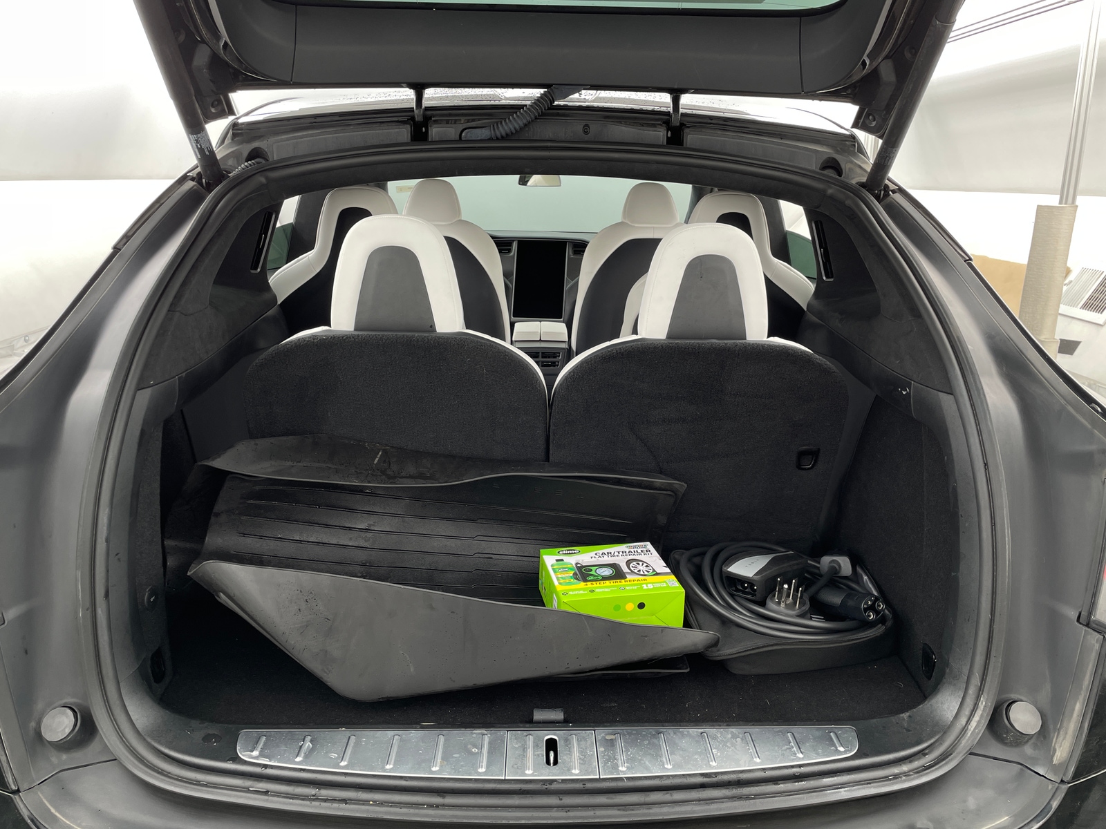 Thumbnail: 2021 Tesla Model X - 6