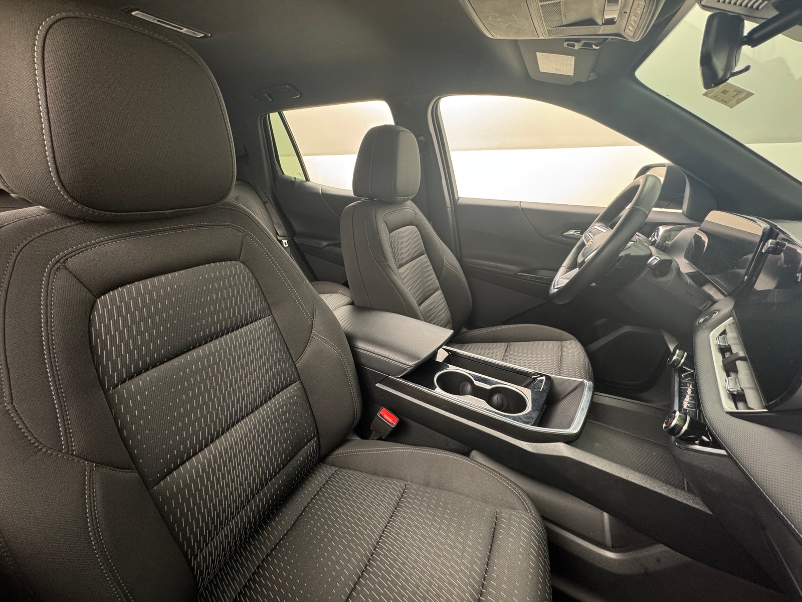 Thumbnail: 2025 Chevrolet Equinox - 2