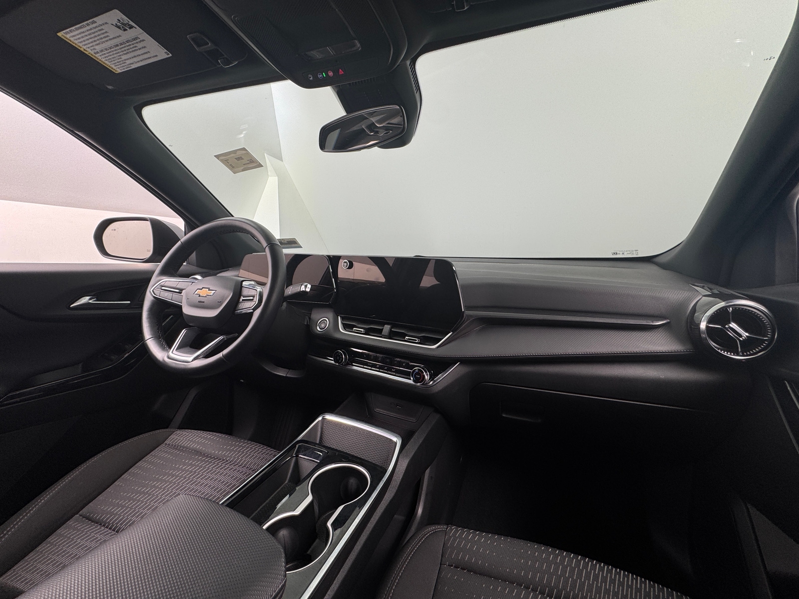 Thumbnail: 2025 Chevrolet Equinox - 3