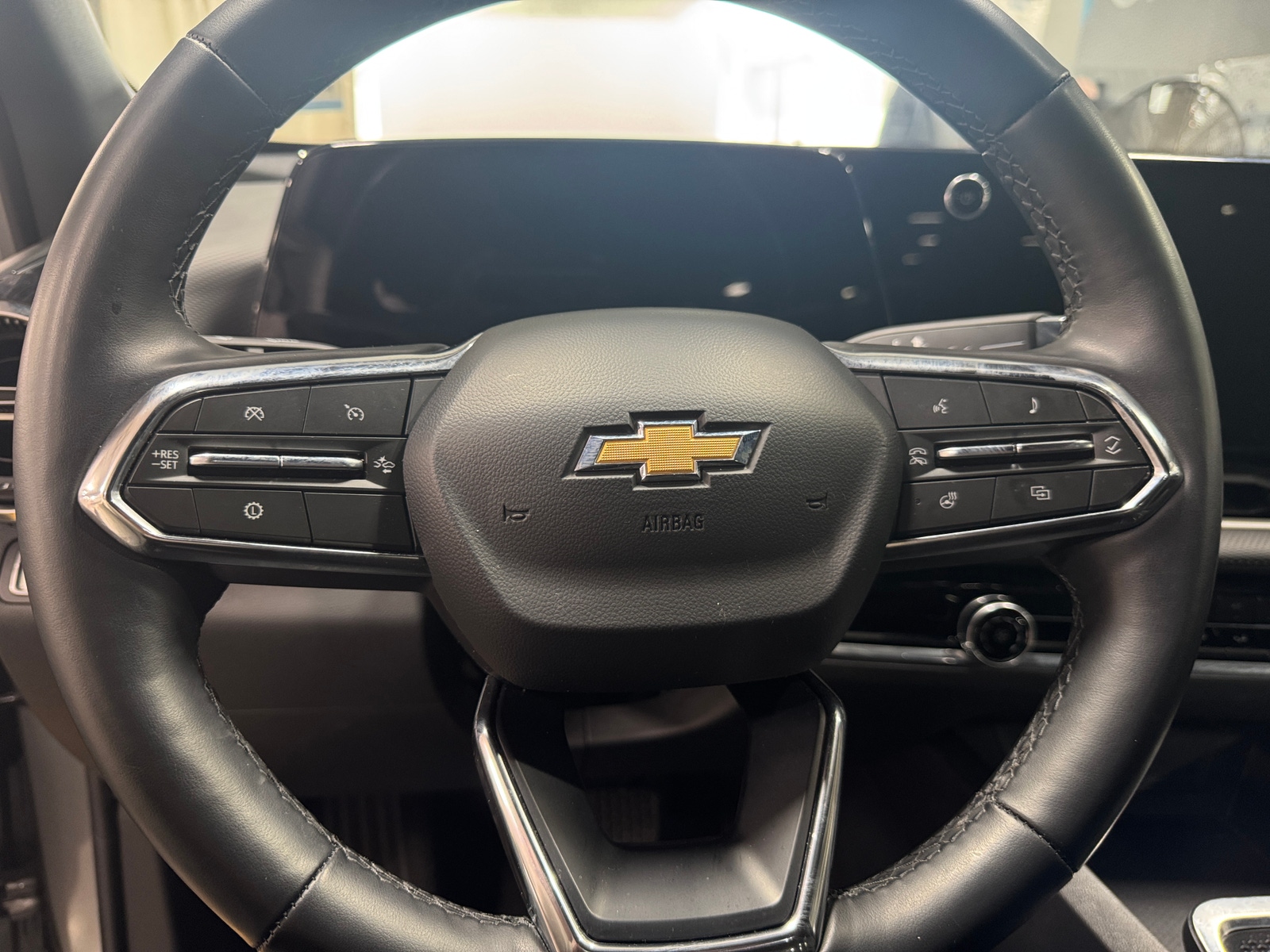 Thumbnail: 2025 Chevrolet Equinox - 5