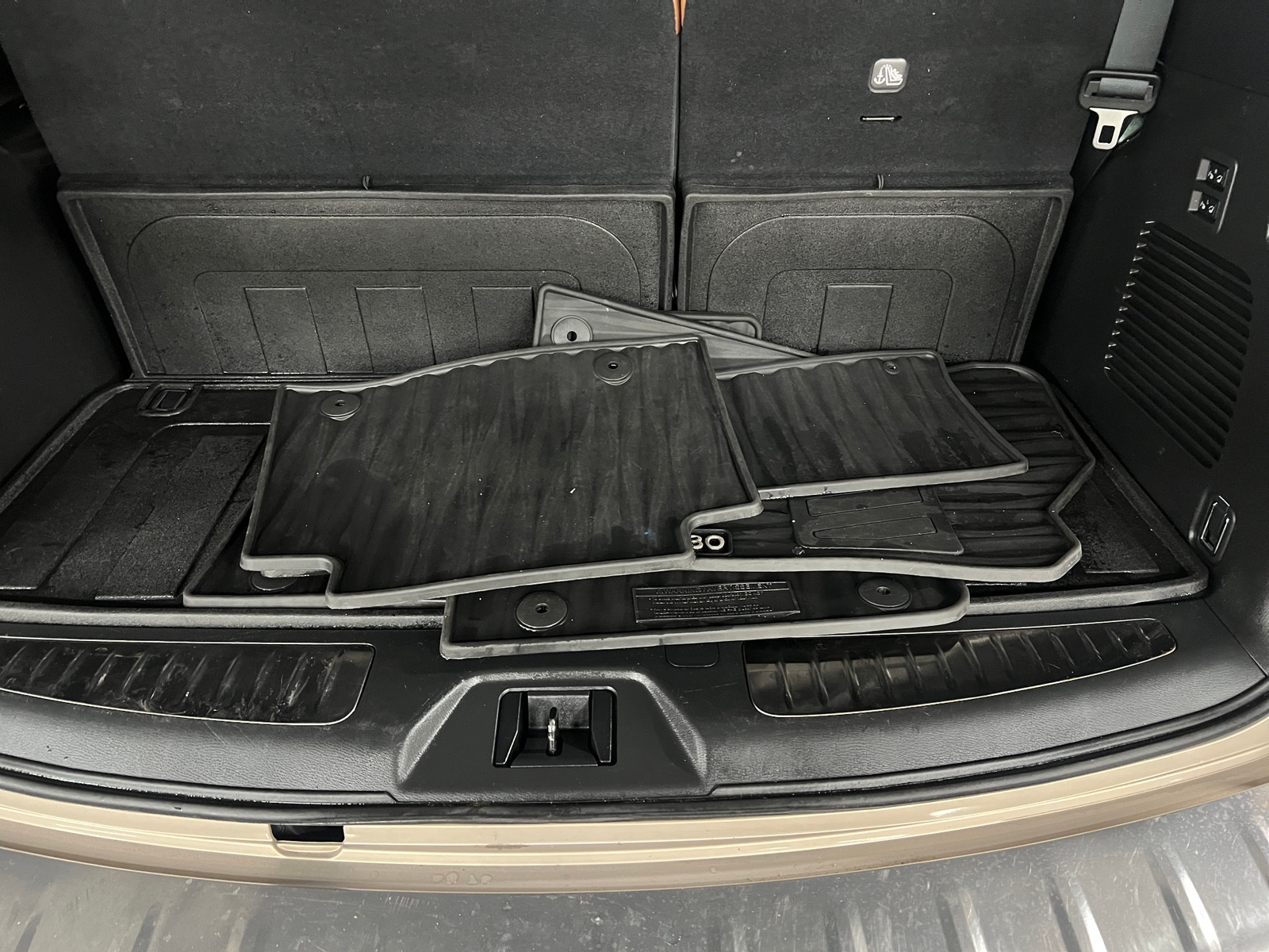 Thumbnail: 2021 INFINITI QX80 - 6