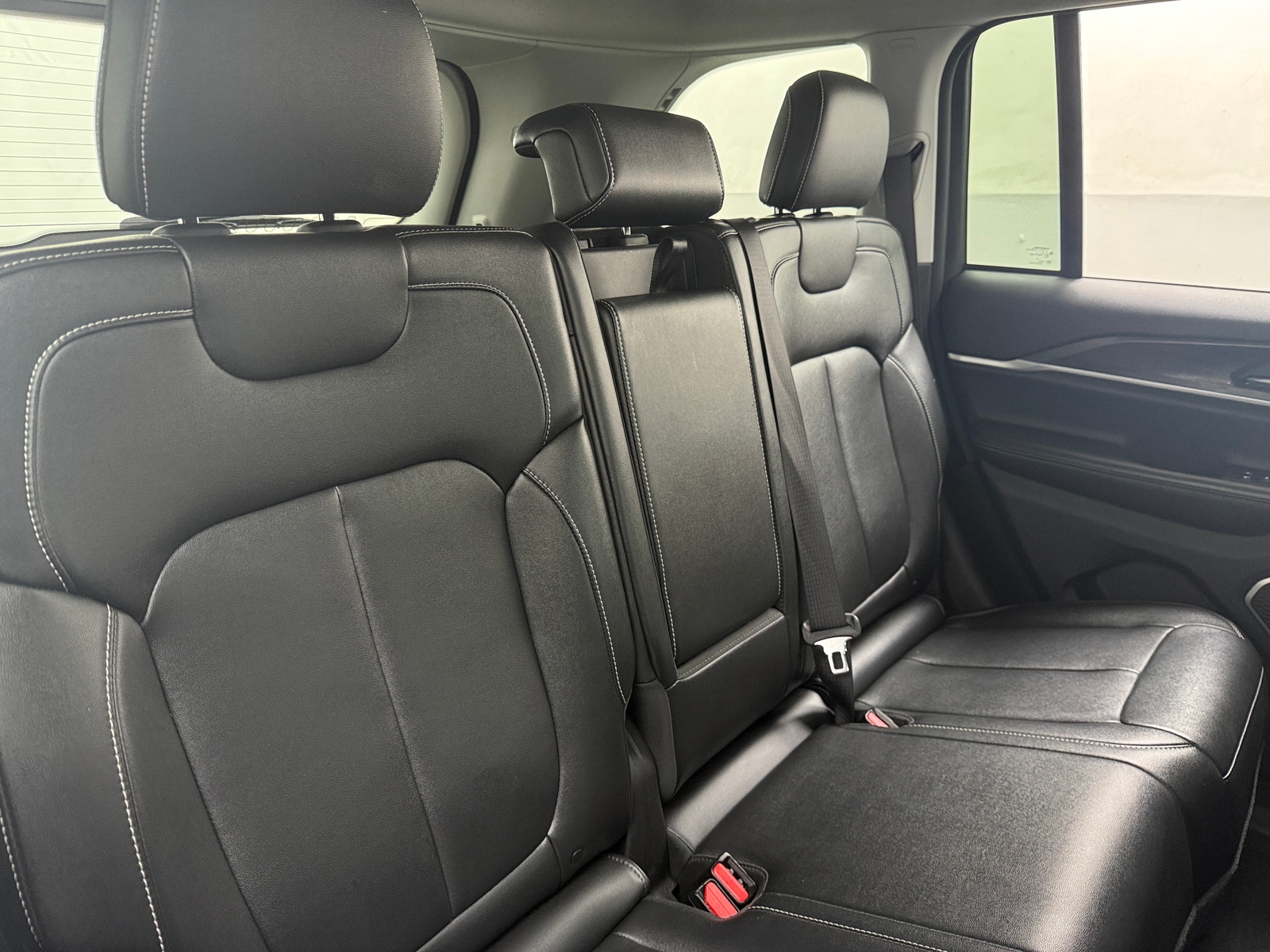 Thumbnail: 2024 Jeep Grand Cherokee - 5