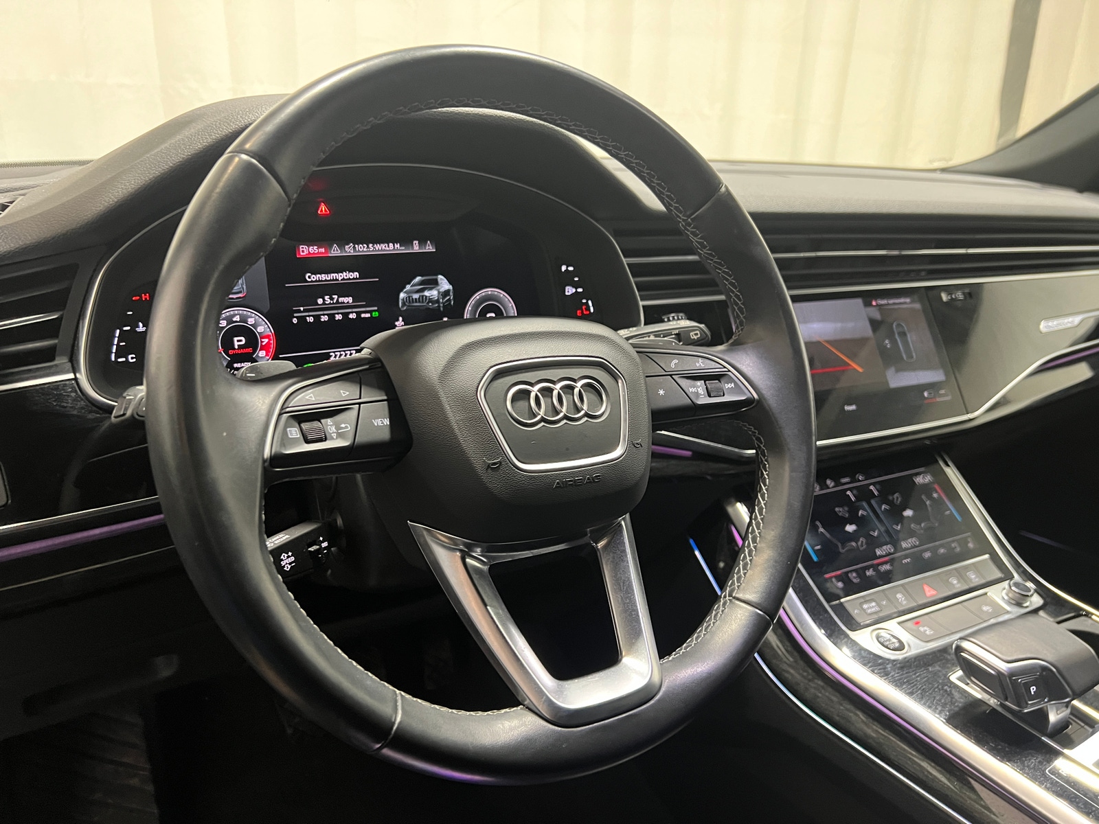 Thumbnail: 2021 Audi Q8 - 4