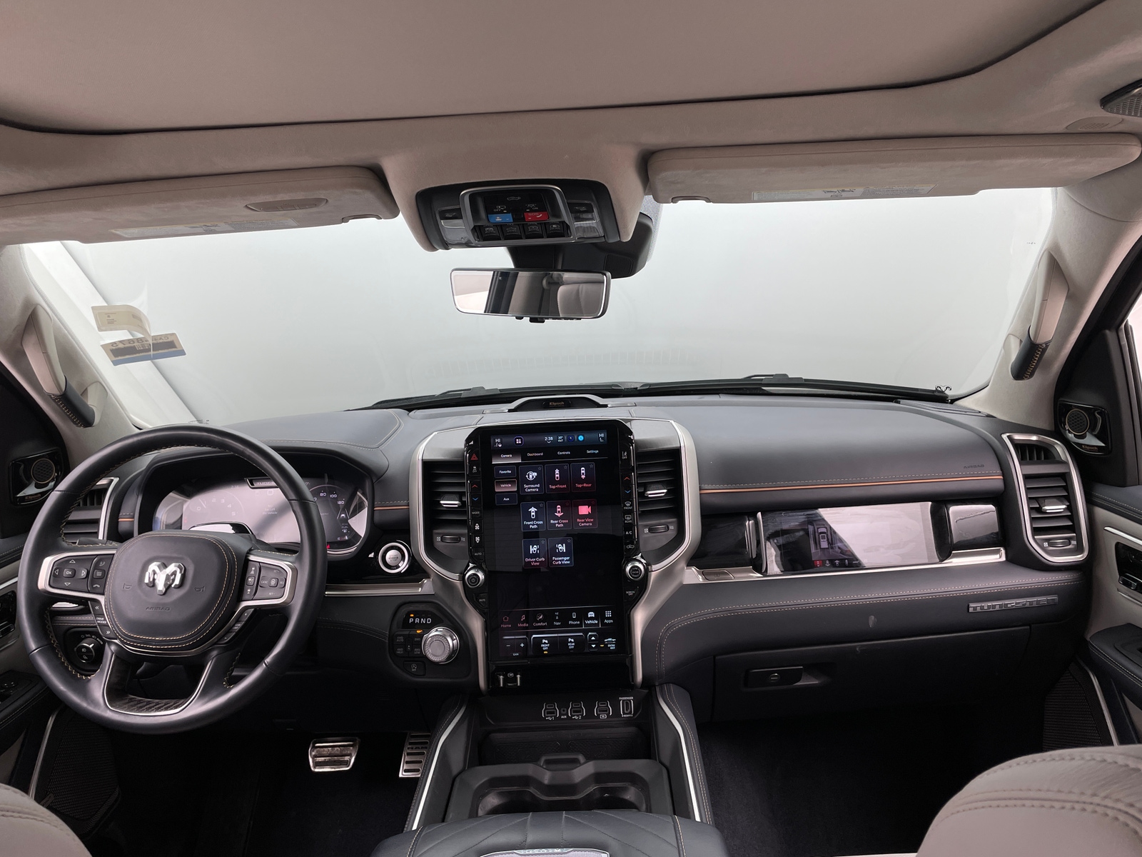 Thumbnail: 2025 RAM 1500 - 2