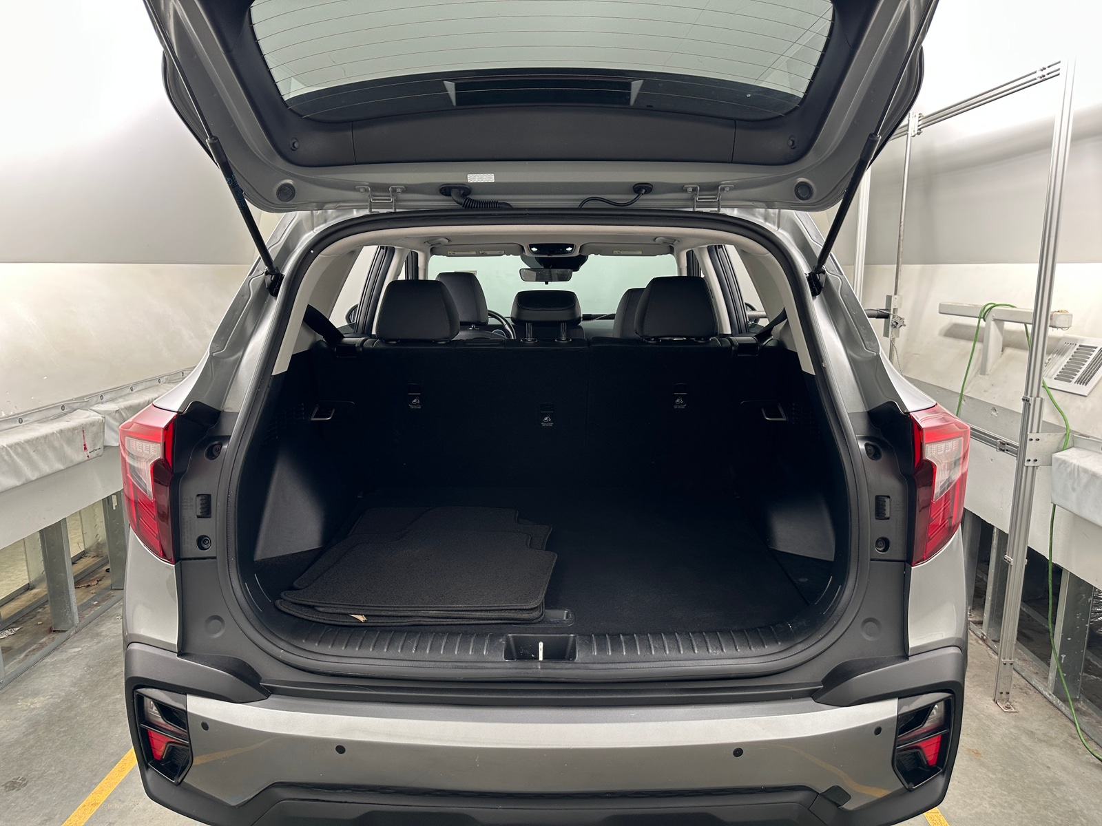 Thumbnail: 2025 Kia Seltos - 6