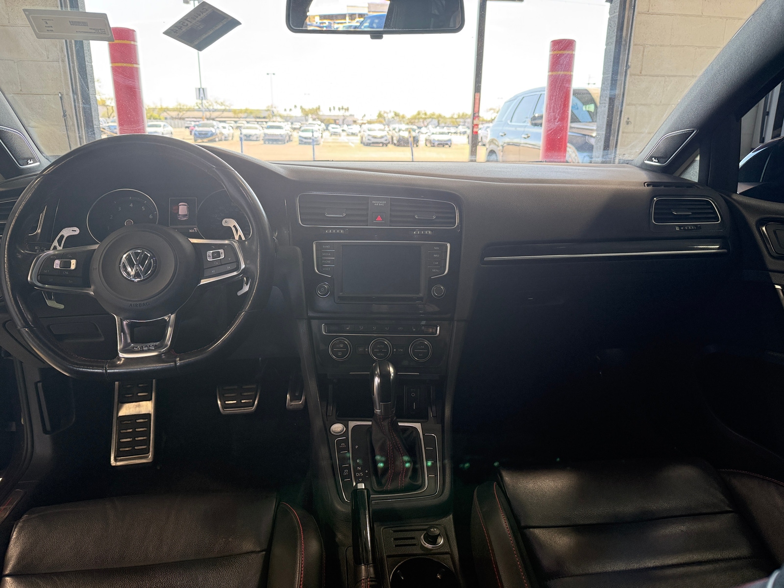 Thumbnail: 2016 Volkswagen Golf - 2