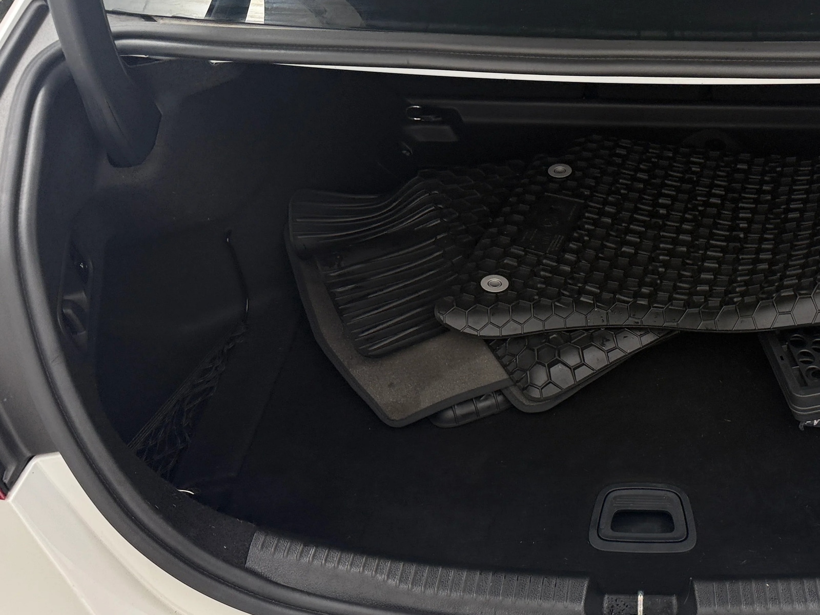 Thumbnail: 2023 Mercedes-Benz C-Class - 6