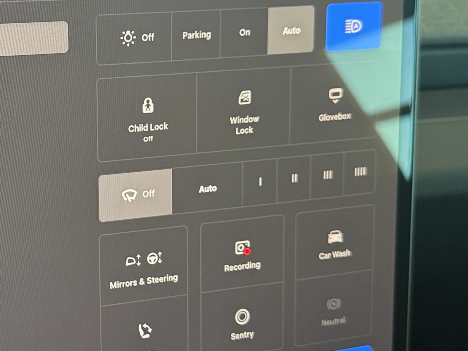 Thumbnail: 2026 Tesla Model Y - 3