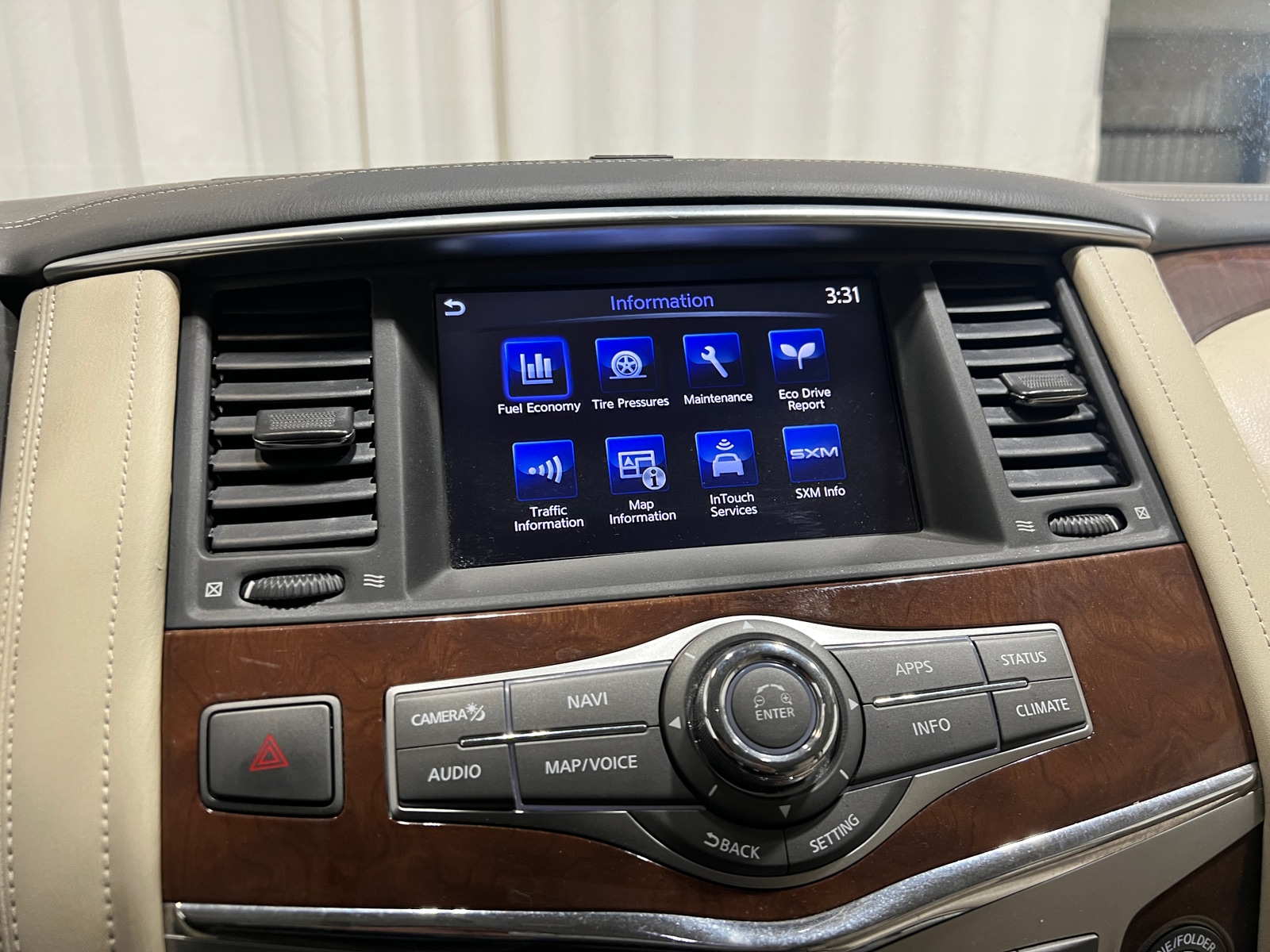 Thumbnail: 2018 INFINITI QX80 - 3