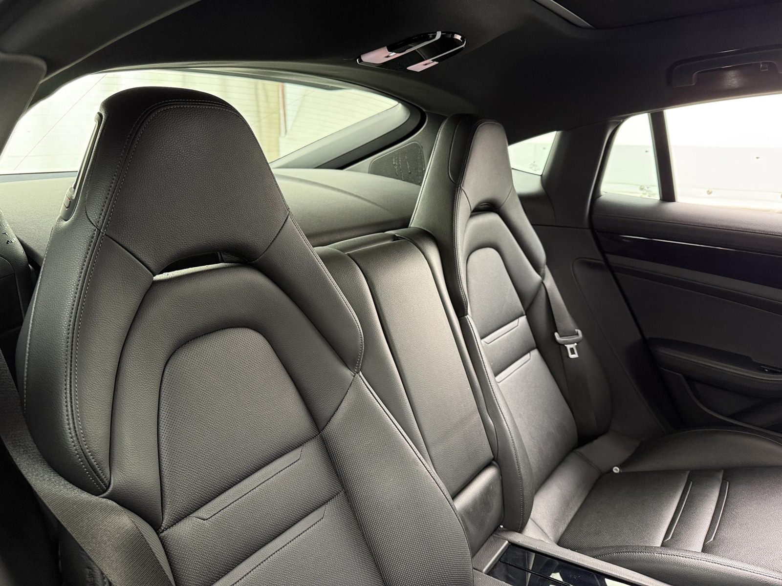 Thumbnail: 2021 Porsche Panamera - 2