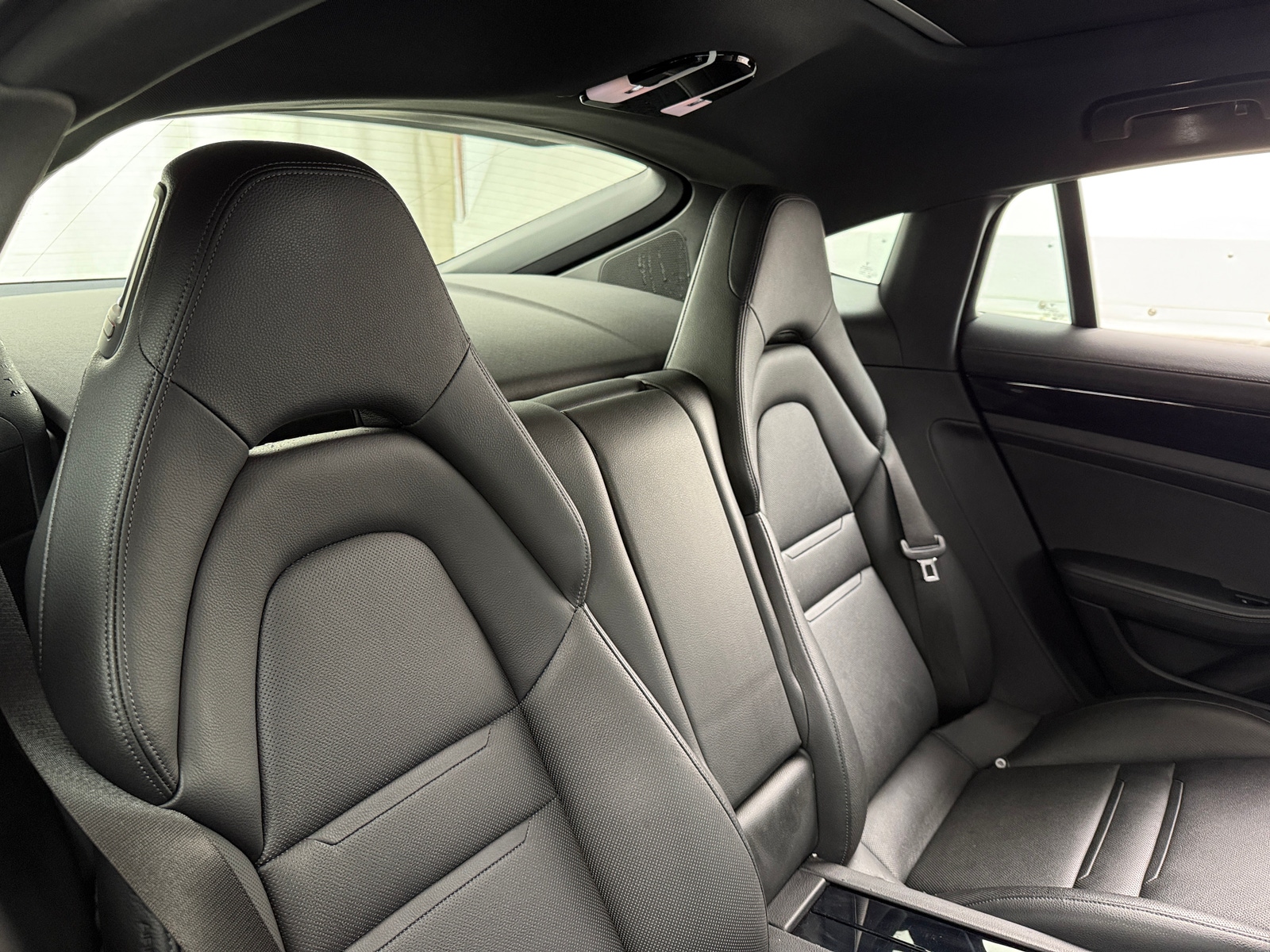 Thumbnail: 2021 Porsche Panamera - 6