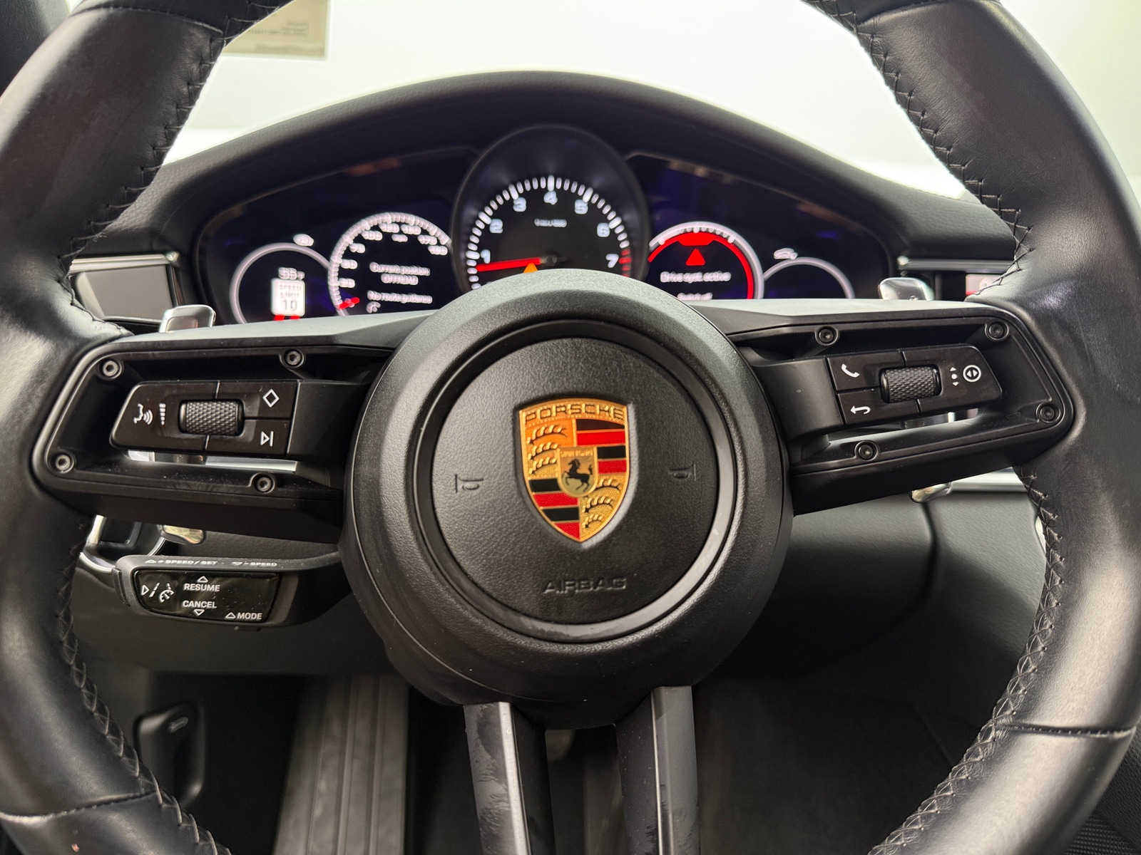 Thumbnail: 2021 Porsche Panamera - 5