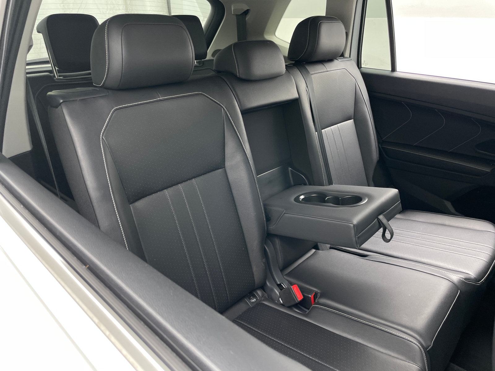 Thumbnail: 2024 Volkswagen Tiguan - 5