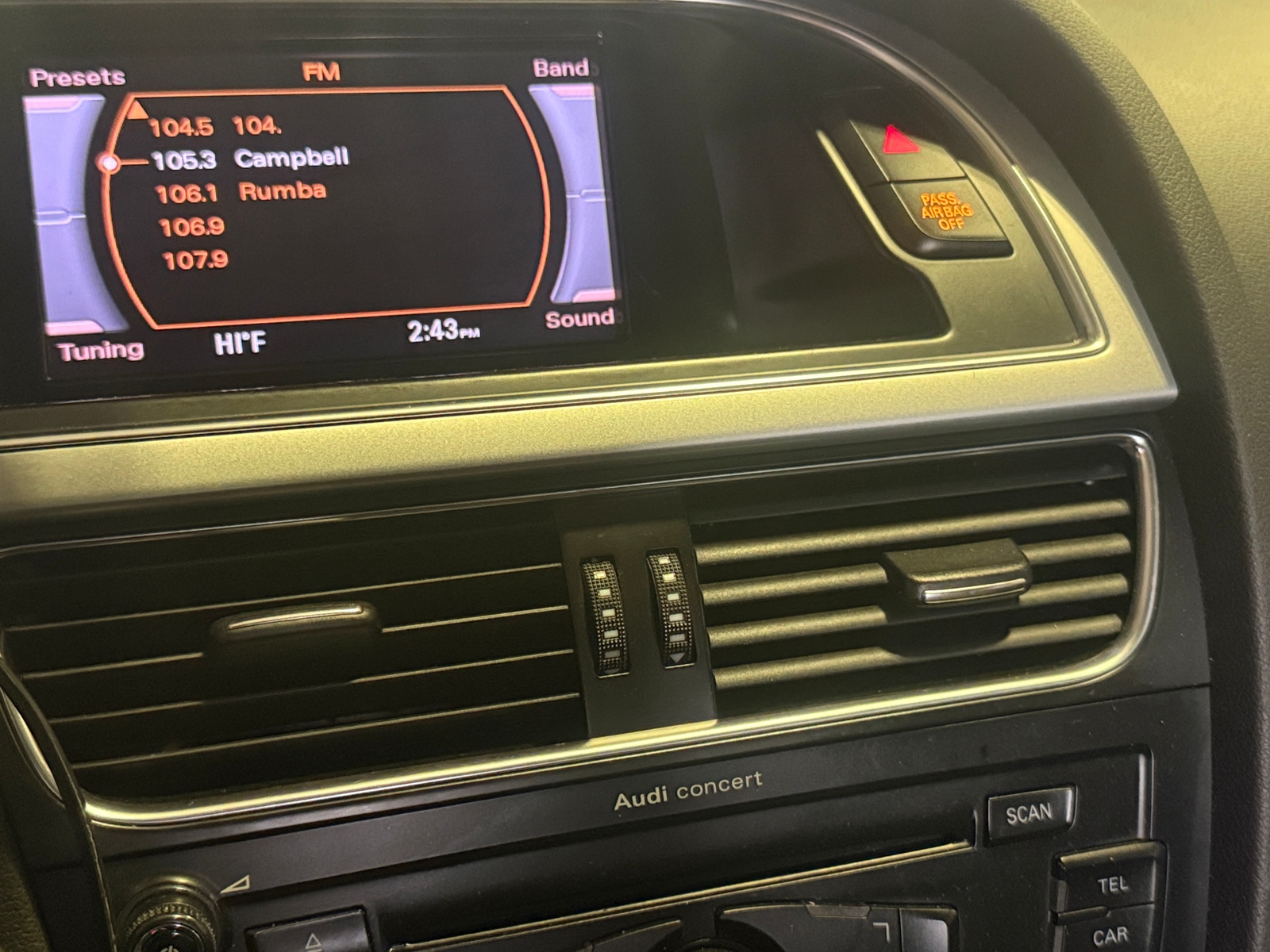 Thumbnail: 2012 Audi A5 - 2