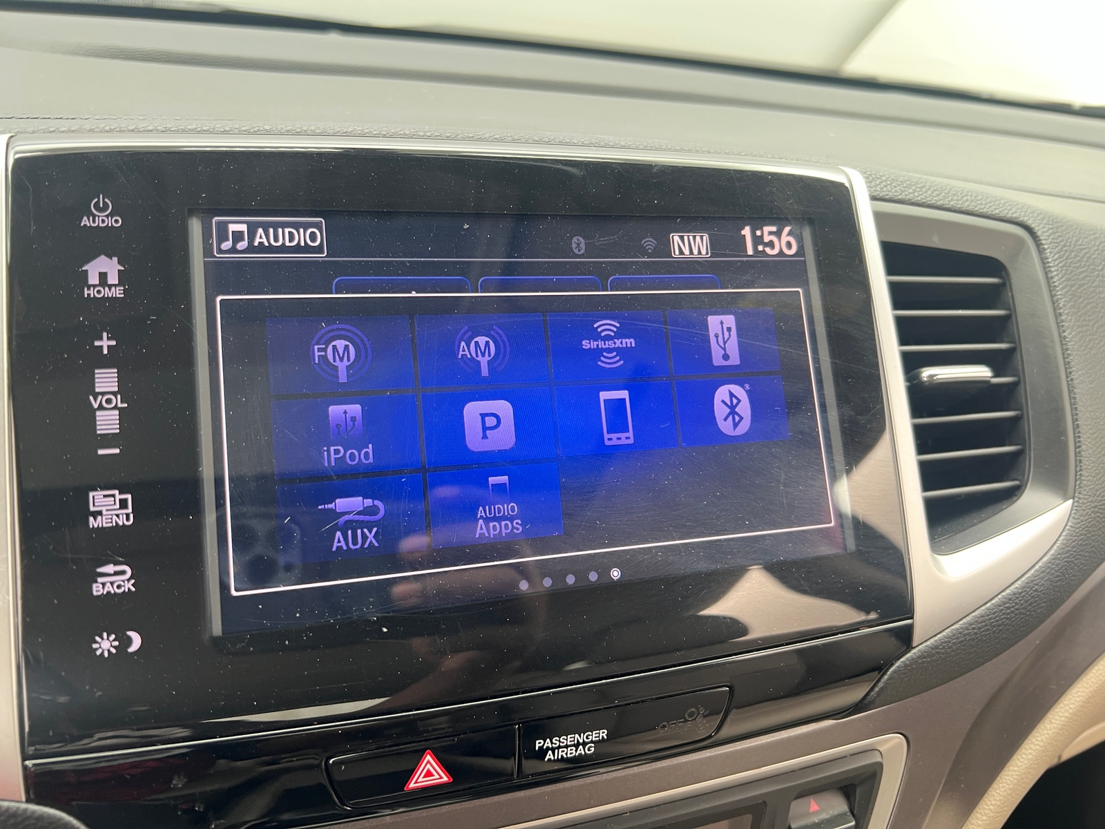 Thumbnail: 2018 Honda Pilot - 3