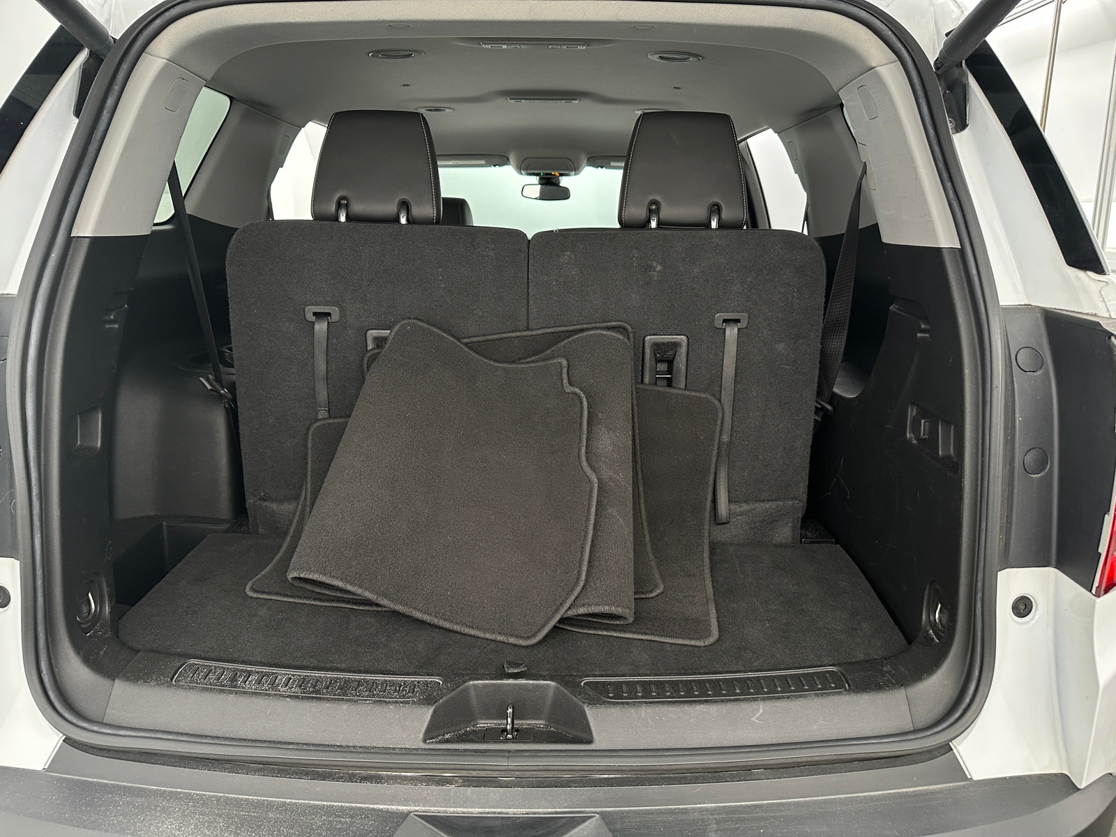 Thumbnail: 2023 GMC Acadia - 6