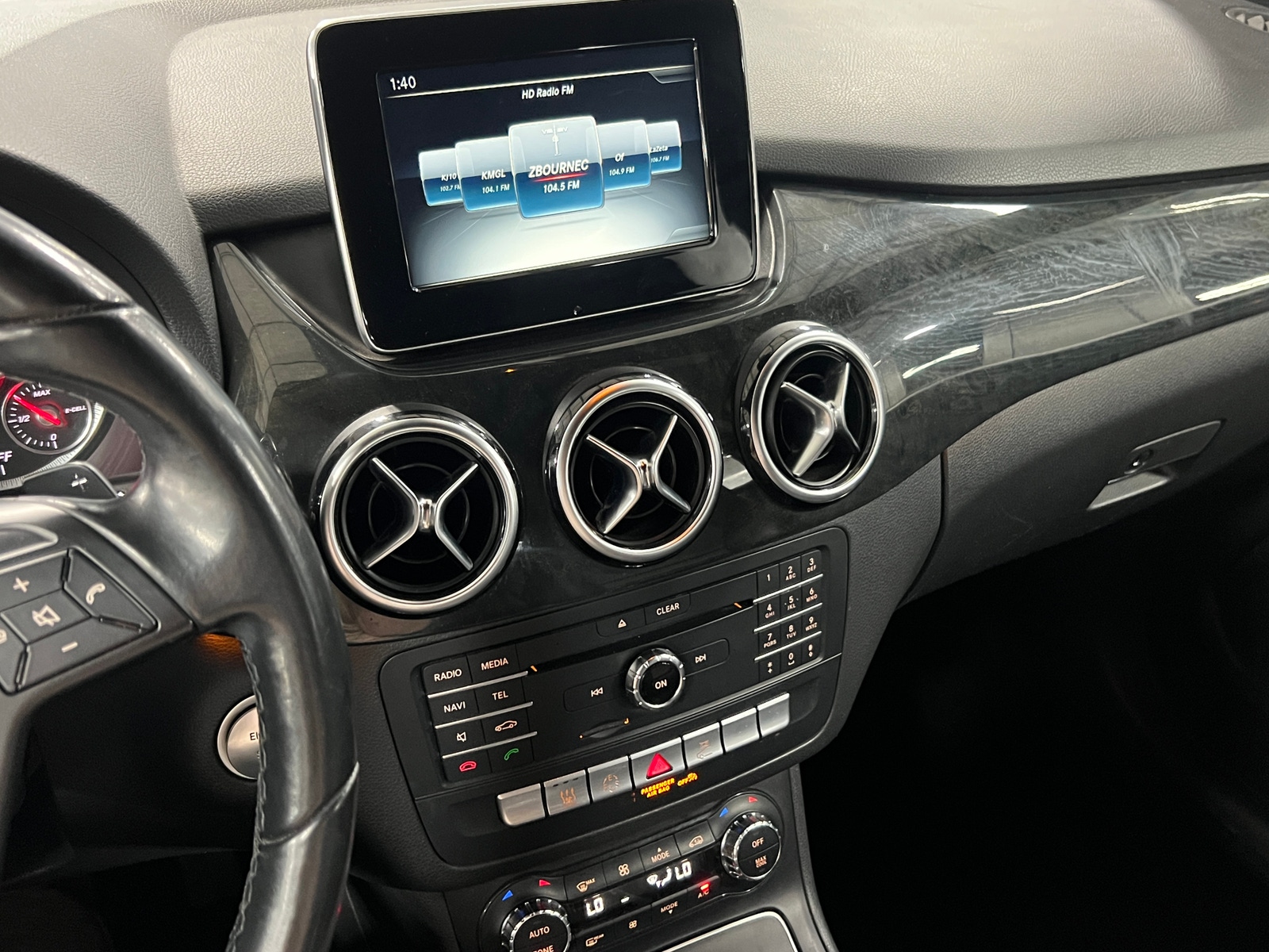 Thumbnail: 2017 Mercedes-Benz B-Class - 3