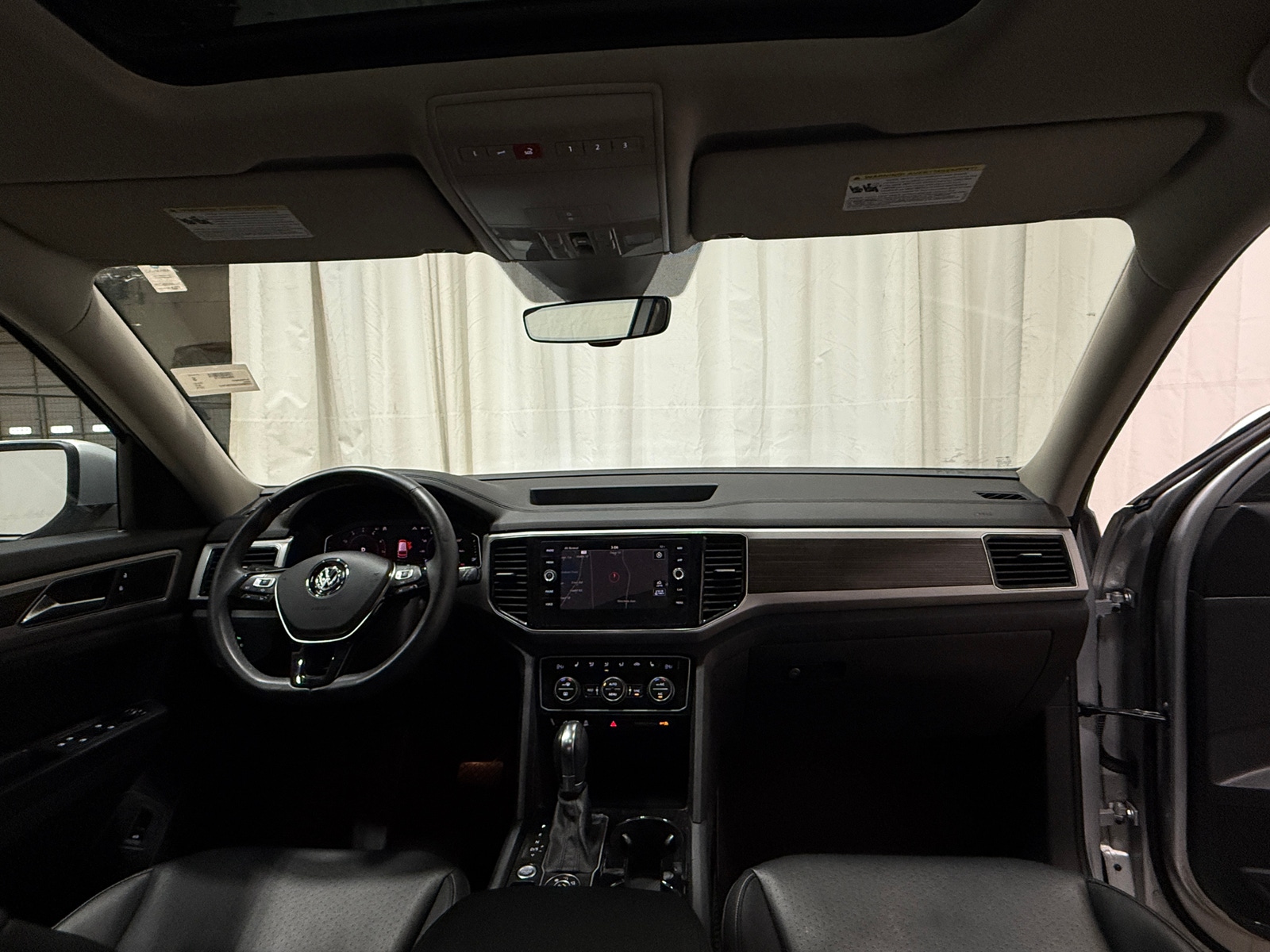 Thumbnail: 2019 Volkswagen Atlas - 2