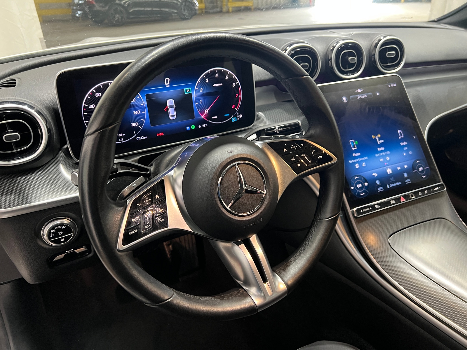 Thumbnail: 2024 Mercedes-Benz C-Class - 4