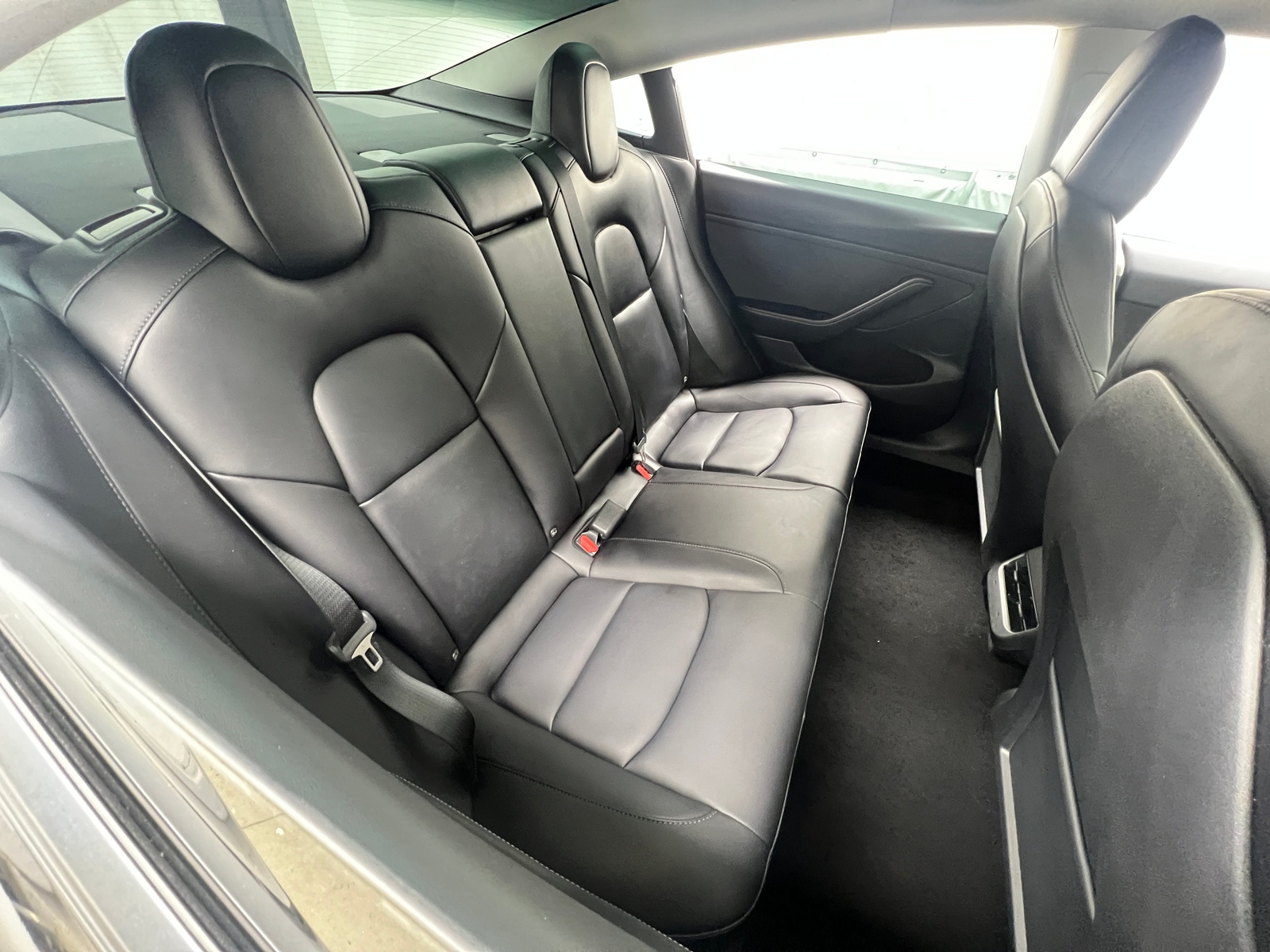 Thumbnail: 2022 Tesla Model 3 - 5