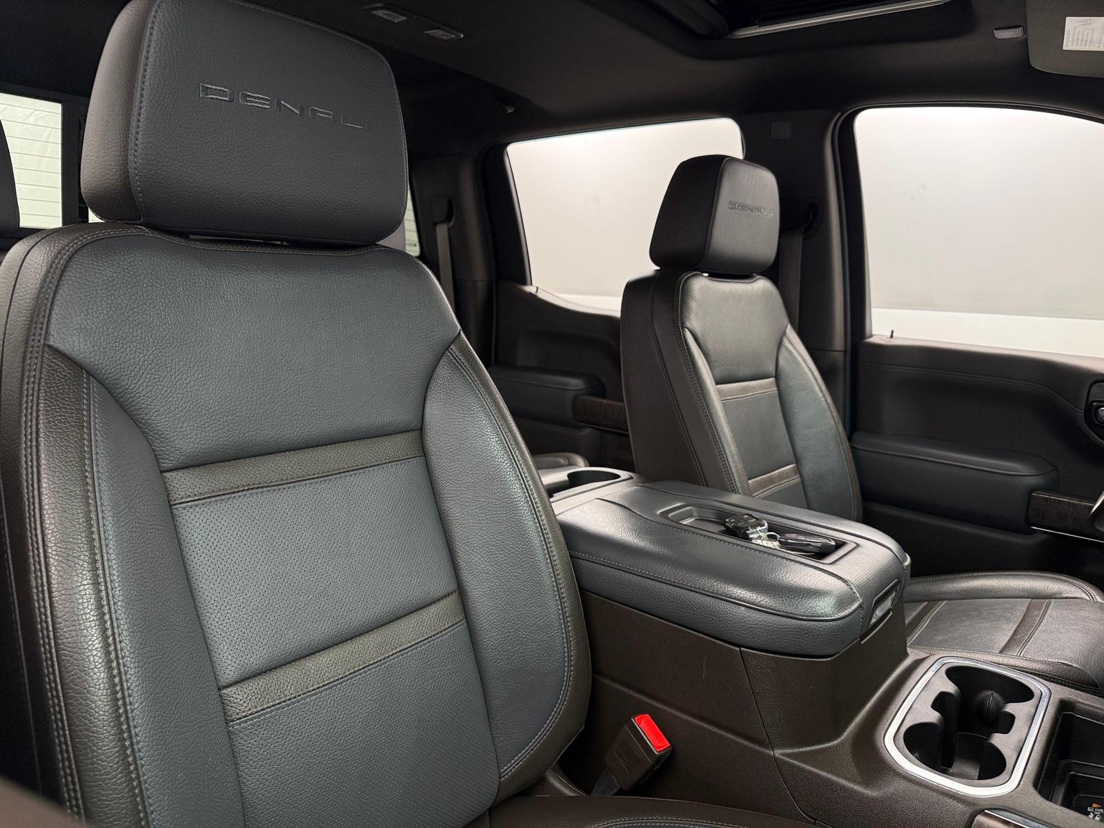 Thumbnail: 2022 GMC Sierra 1500 - 2