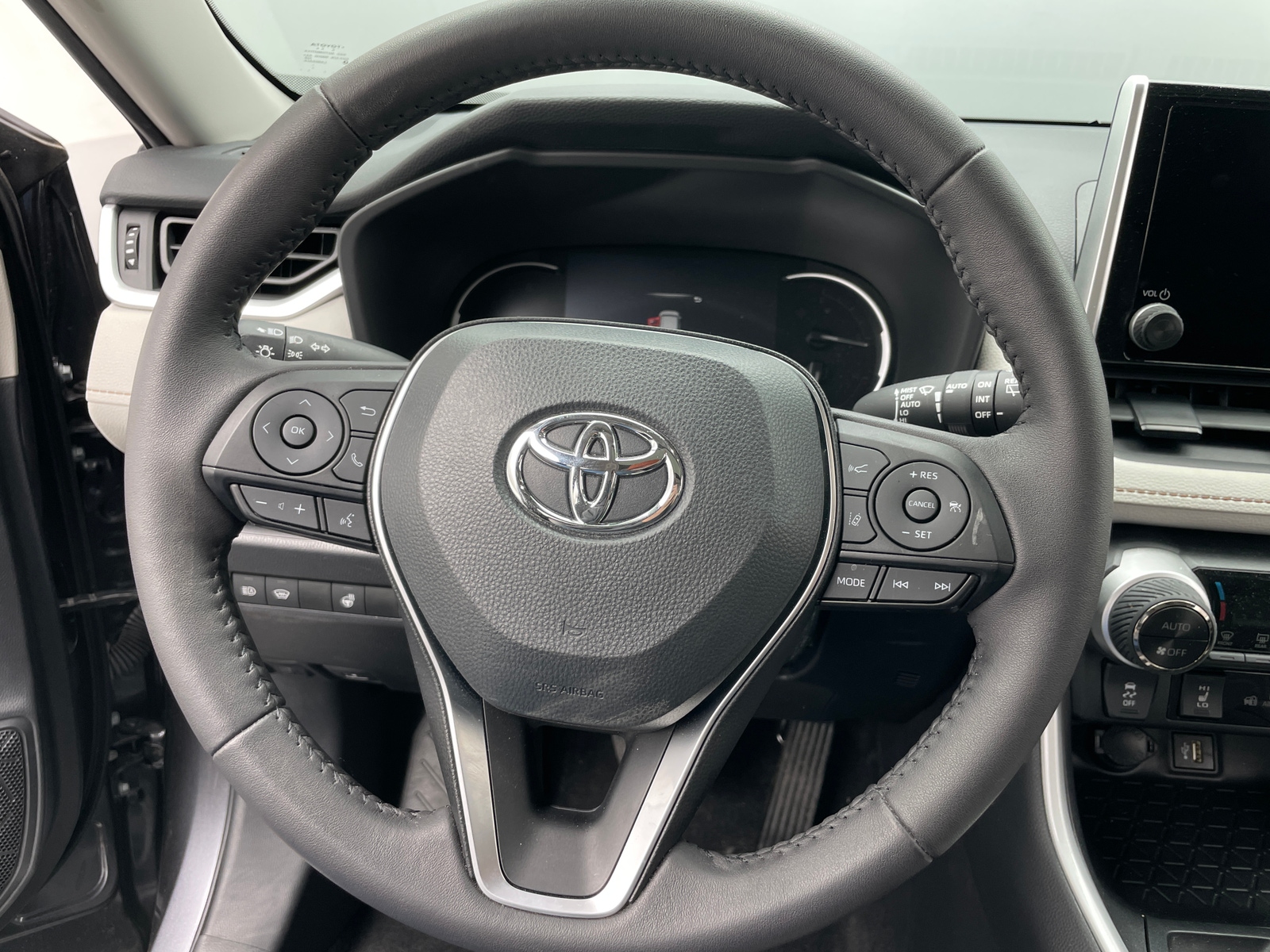 Thumbnail: 2024 Toyota RAV4 - 5