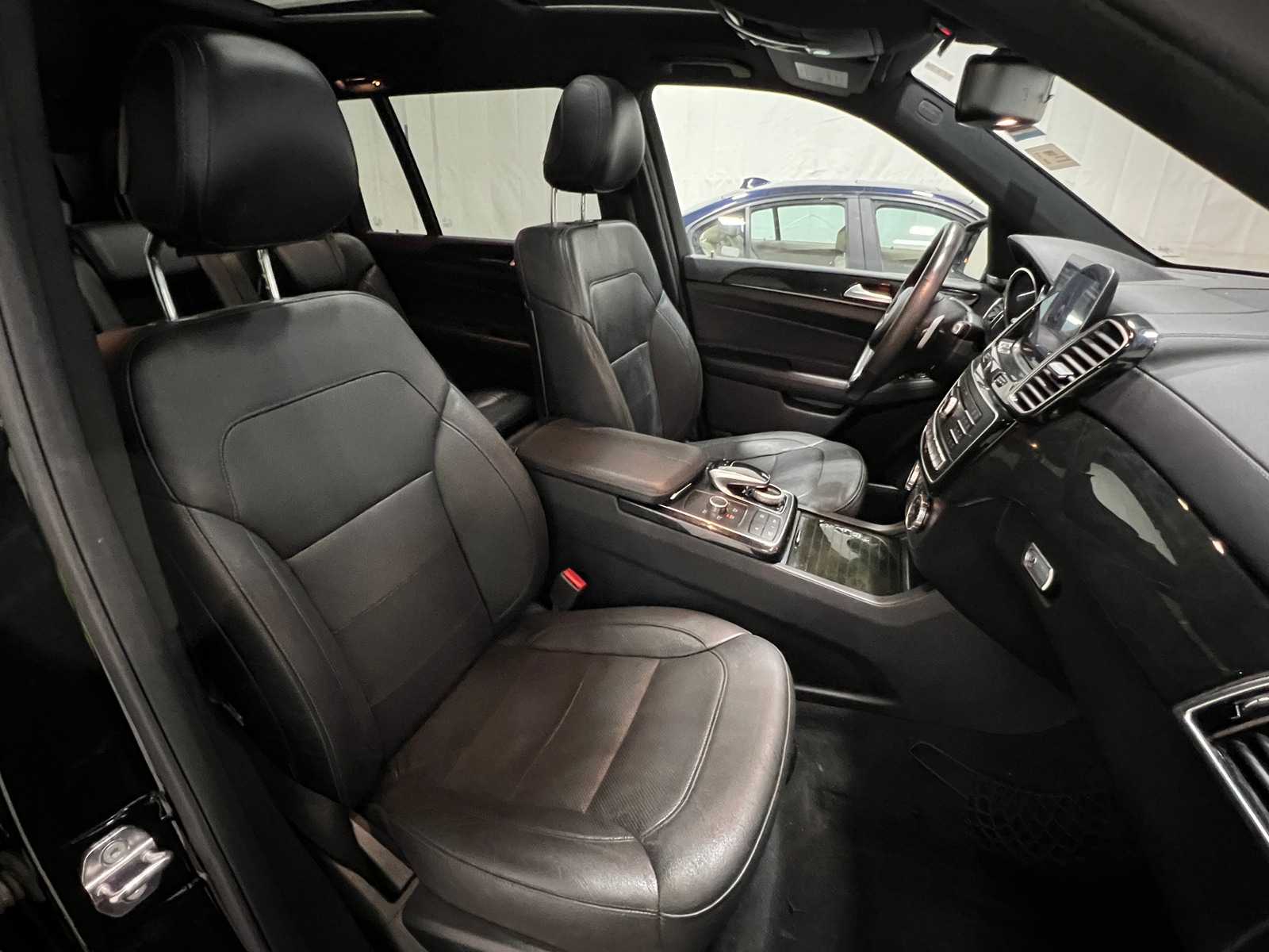 Thumbnail: 2018 Mercedes-Benz GLS - 2