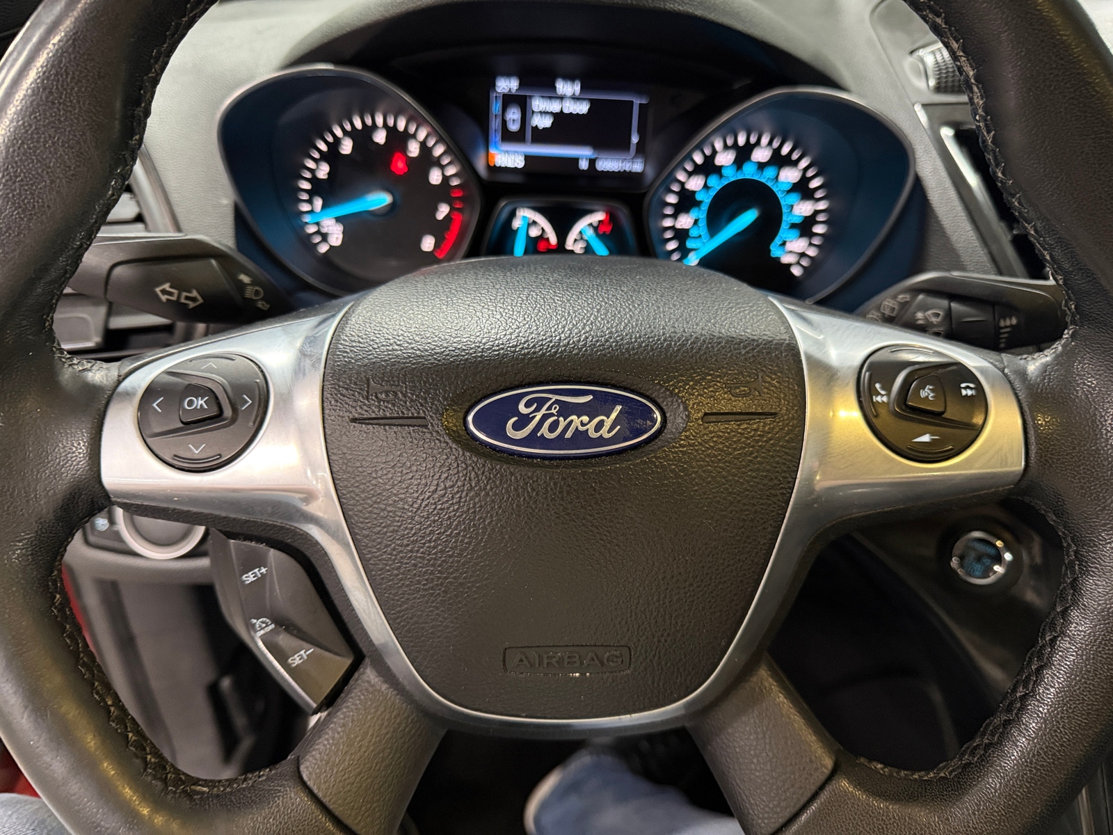 Thumbnail: 2016 Ford Escape - 4