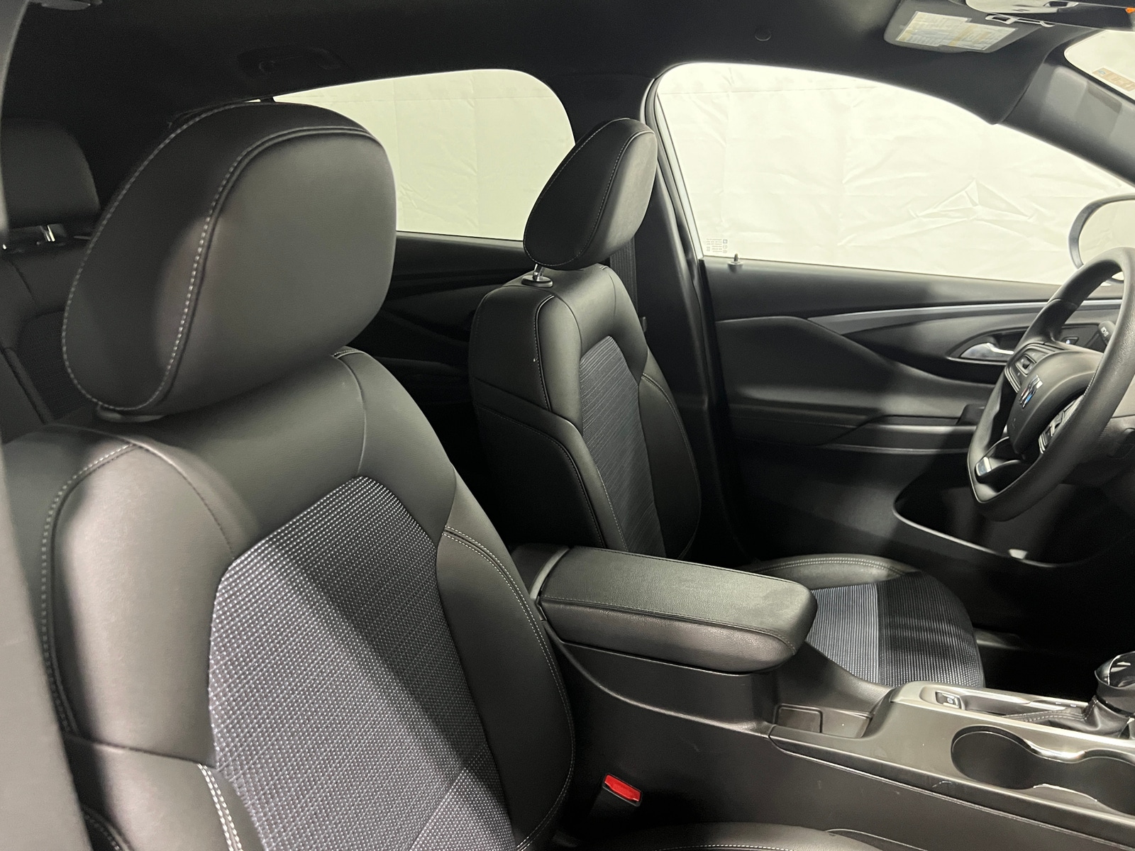 Thumbnail: 2025 Buick Envista - 2