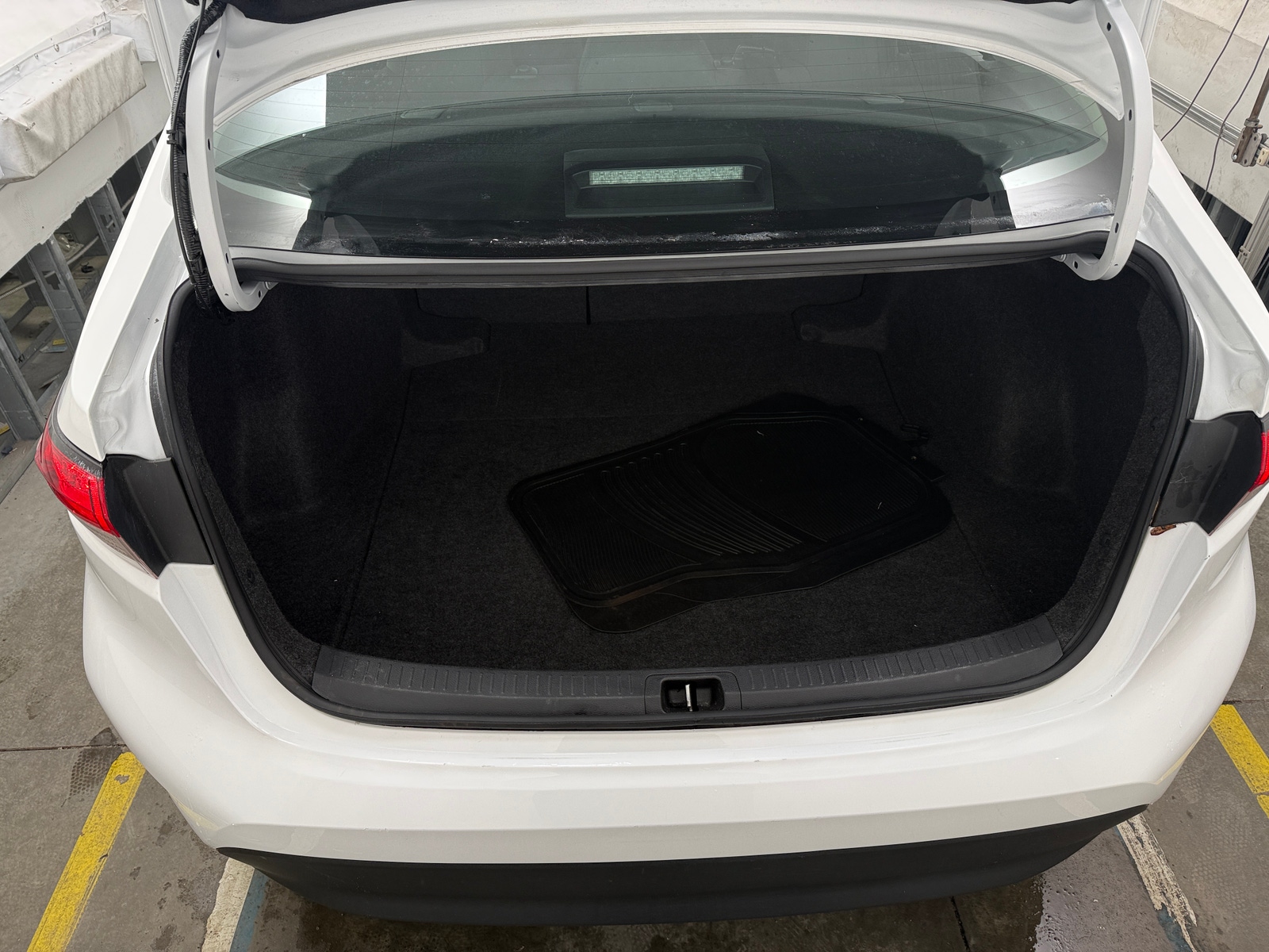 Thumbnail: 2025 Toyota Corolla - 7