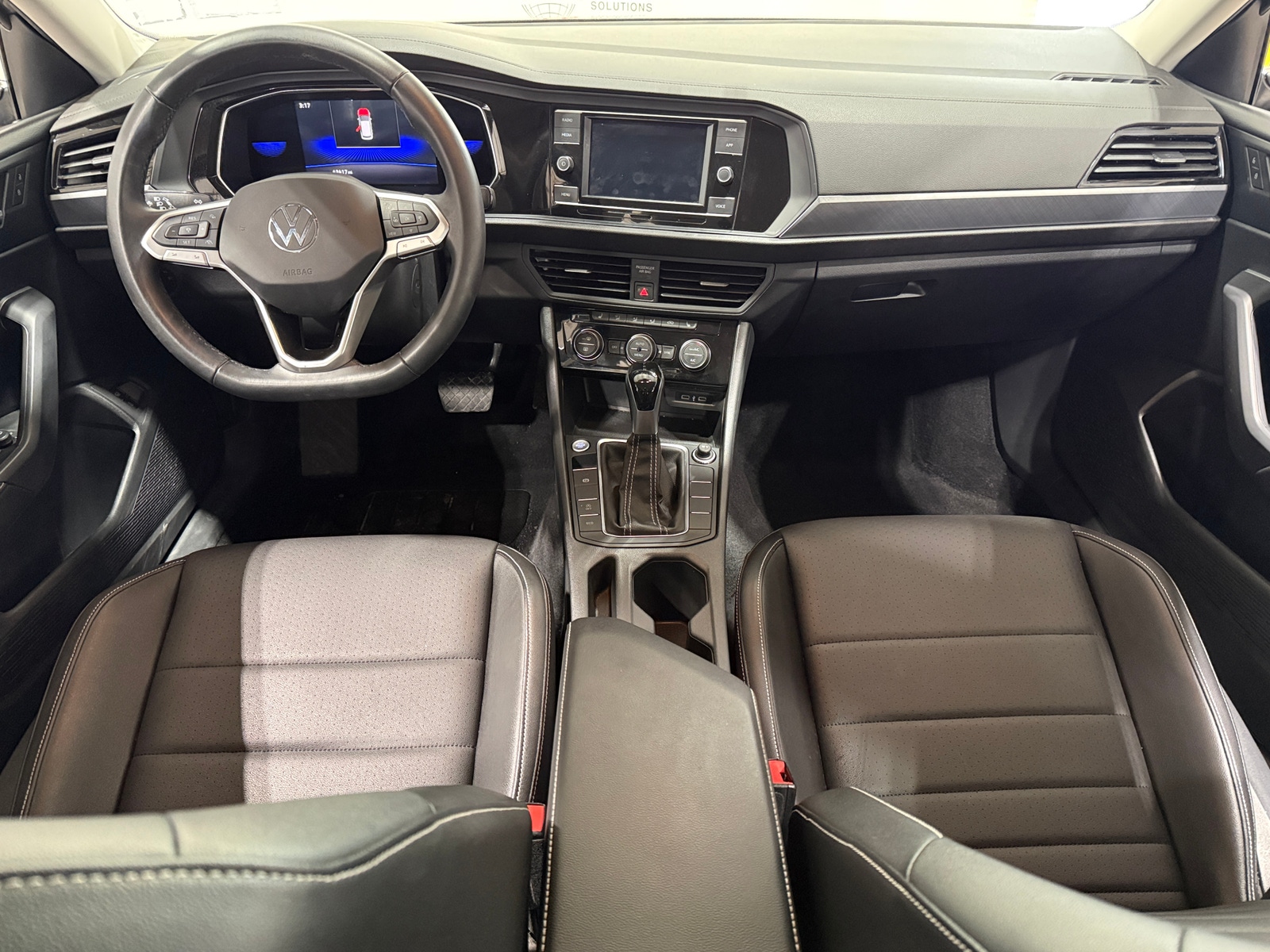 Thumbnail: 2022 Volkswagen Jetta - 2