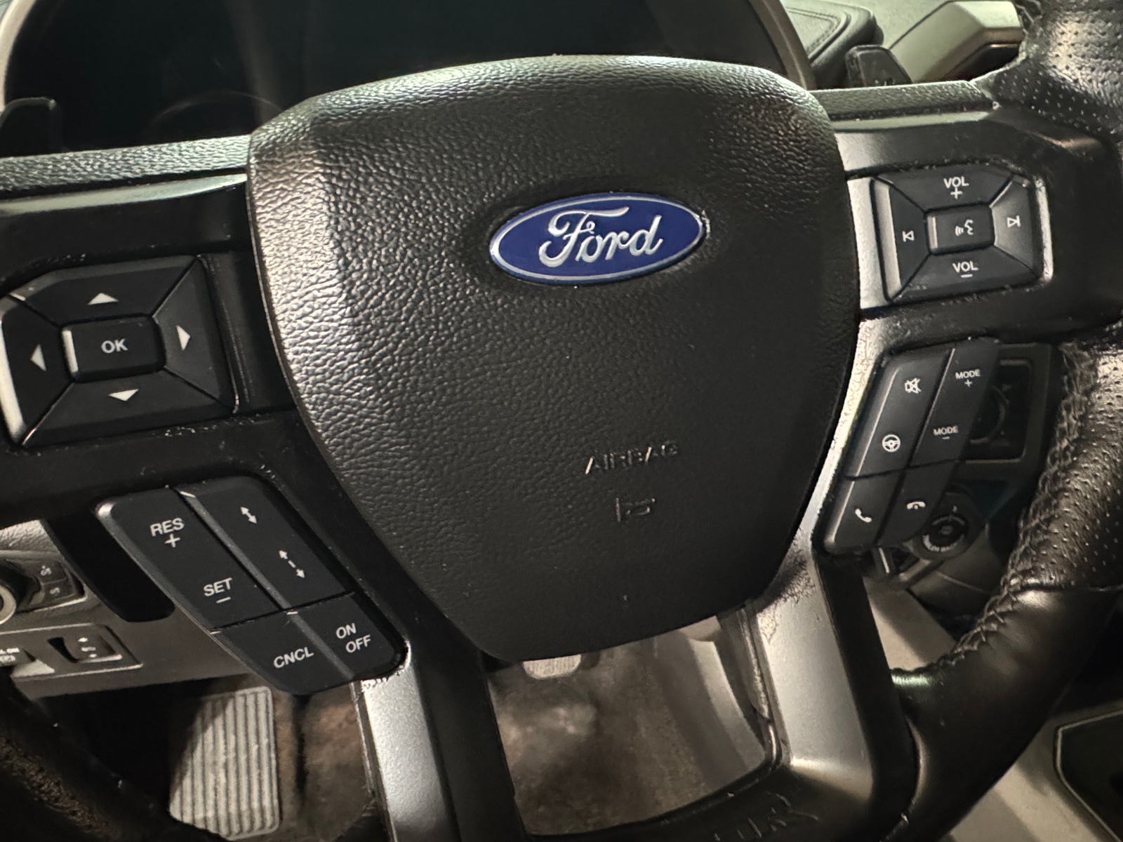 Thumbnail: 2020 Ford Econoline - 4